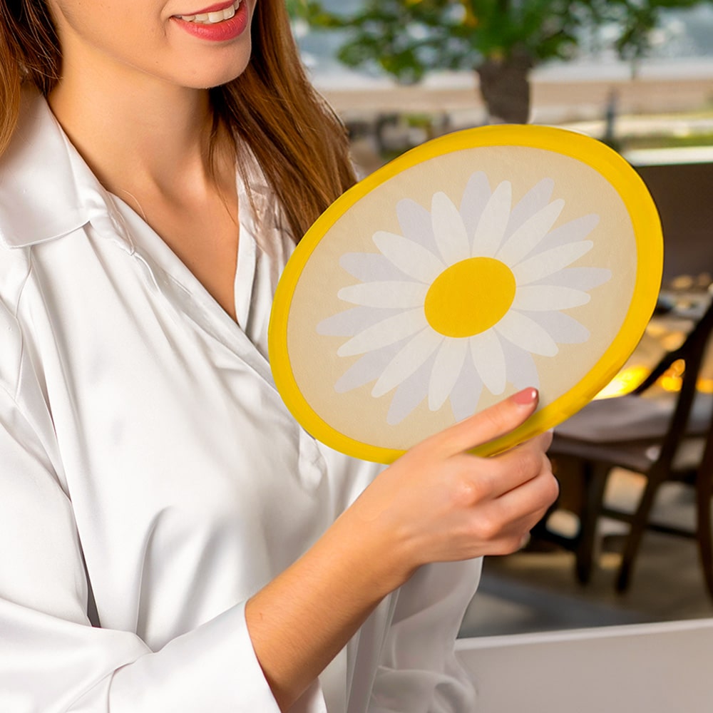 Abanico plegable “margarita”