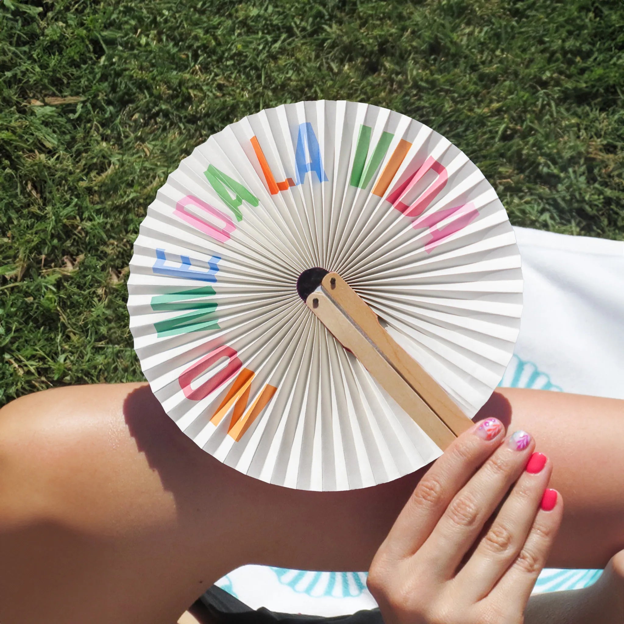 Abanico pai pai “No me da la vida”