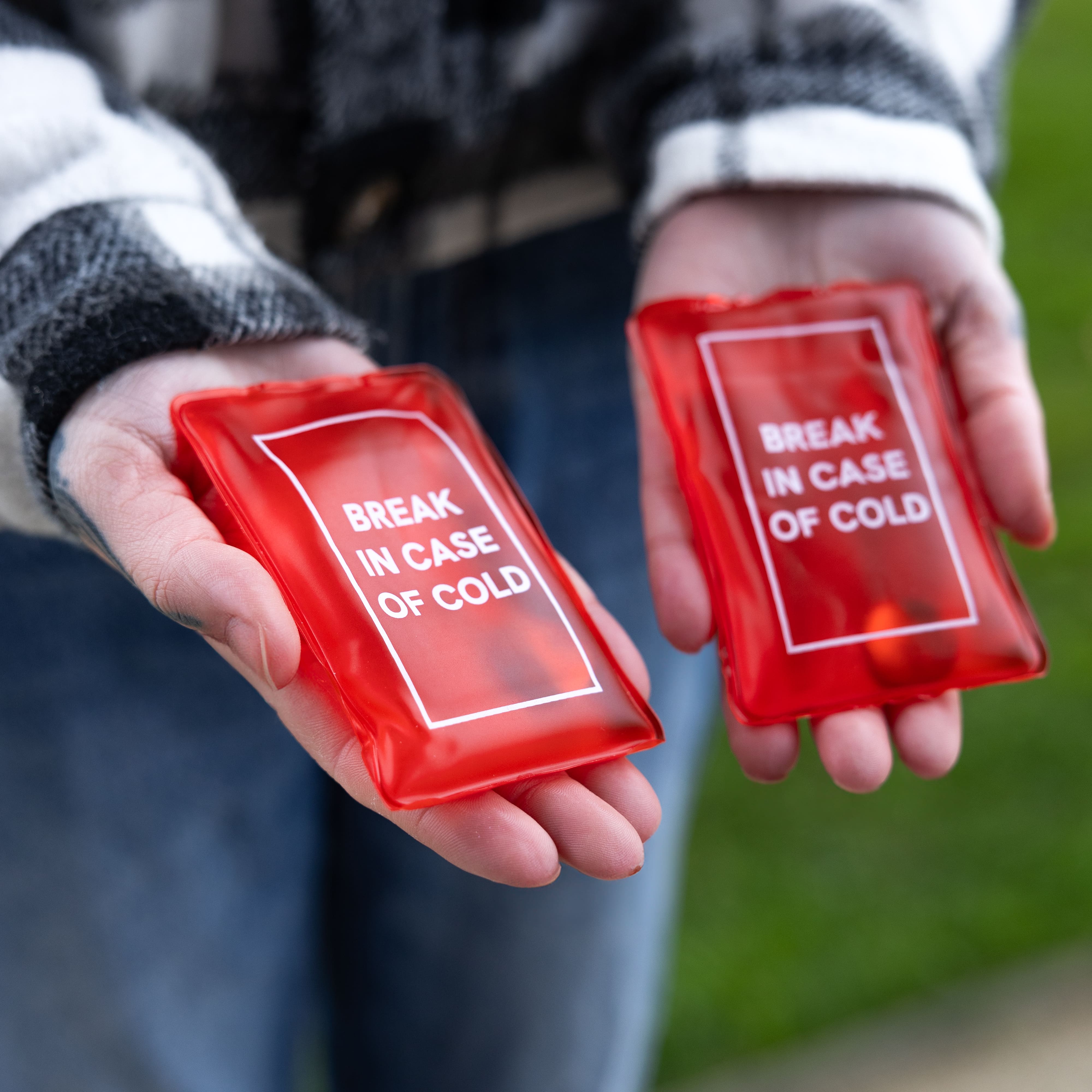 Pack de 2 calentadores de manos “Break in case of cold”