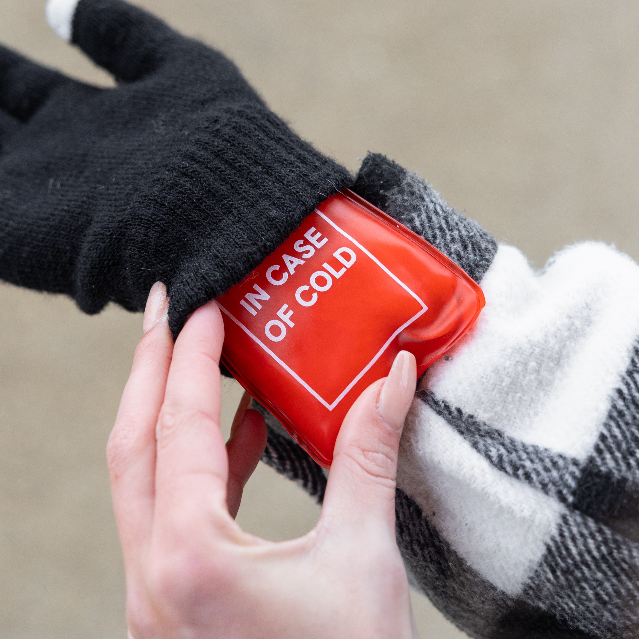 Pack de 4 calentadores de manos “Break in case of cold”
