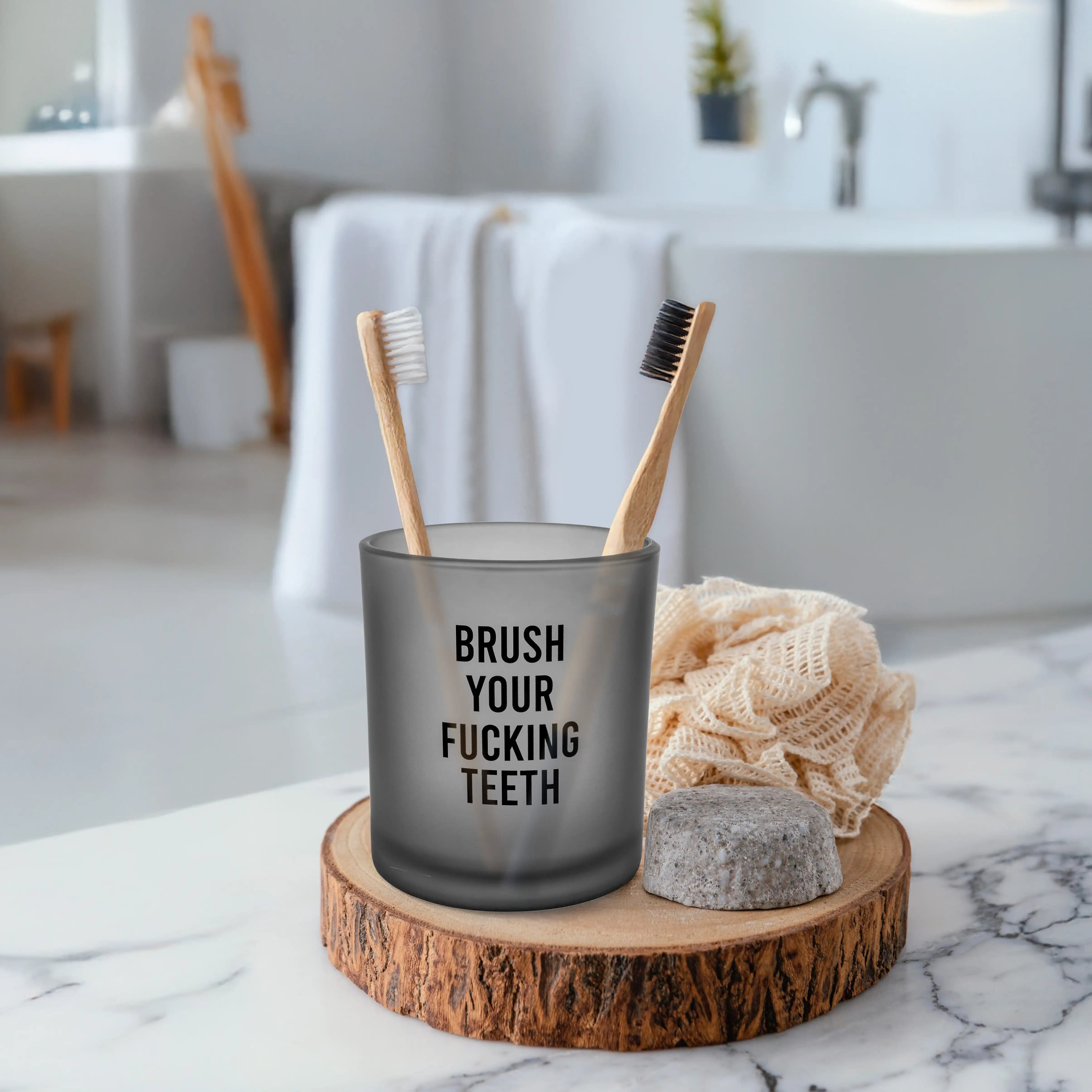 Vaso para cepillo de dientes “Brush your fucking teeth”