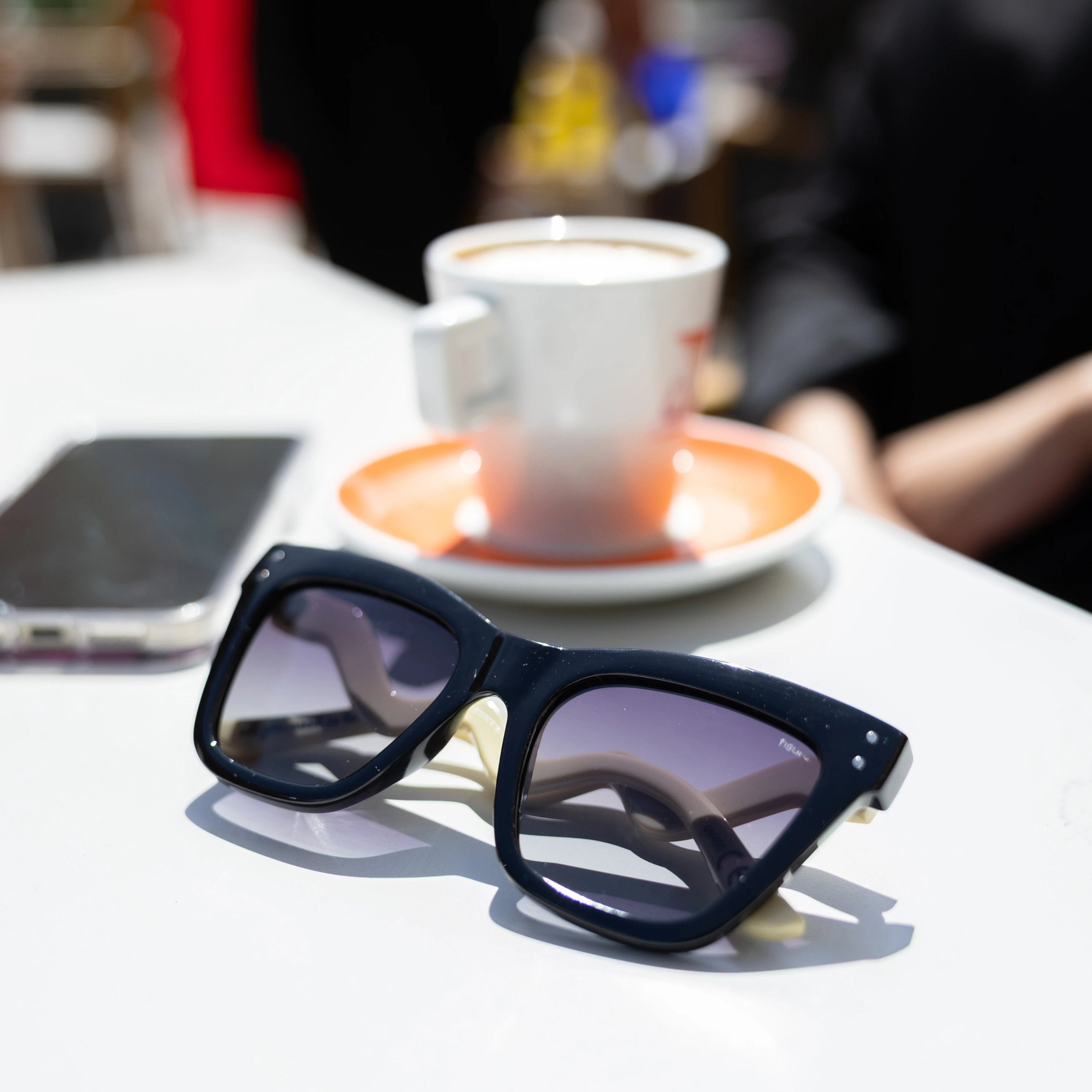 Gafas de sol “All you need is love”