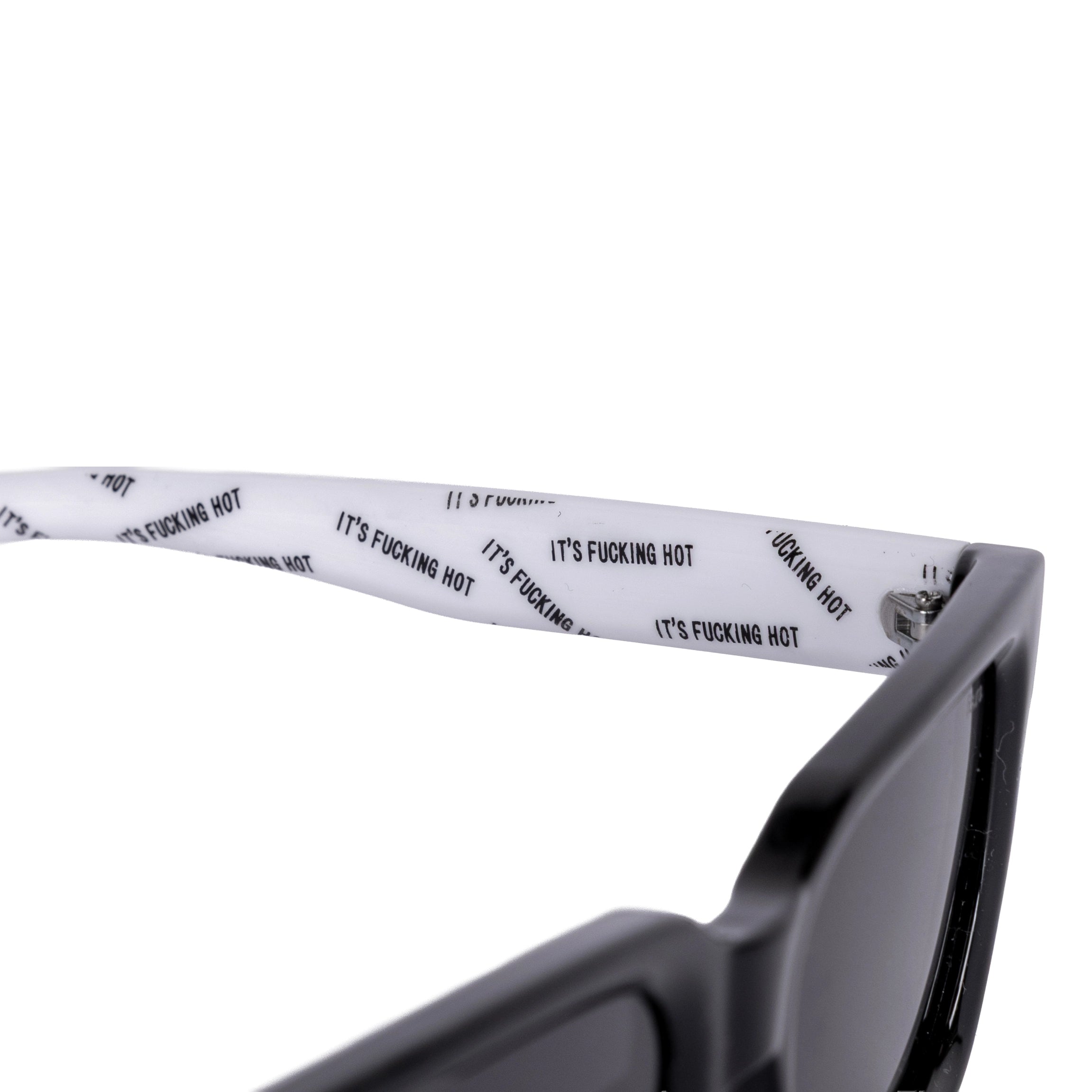 Gafas de sol “It’s fucking hot”
