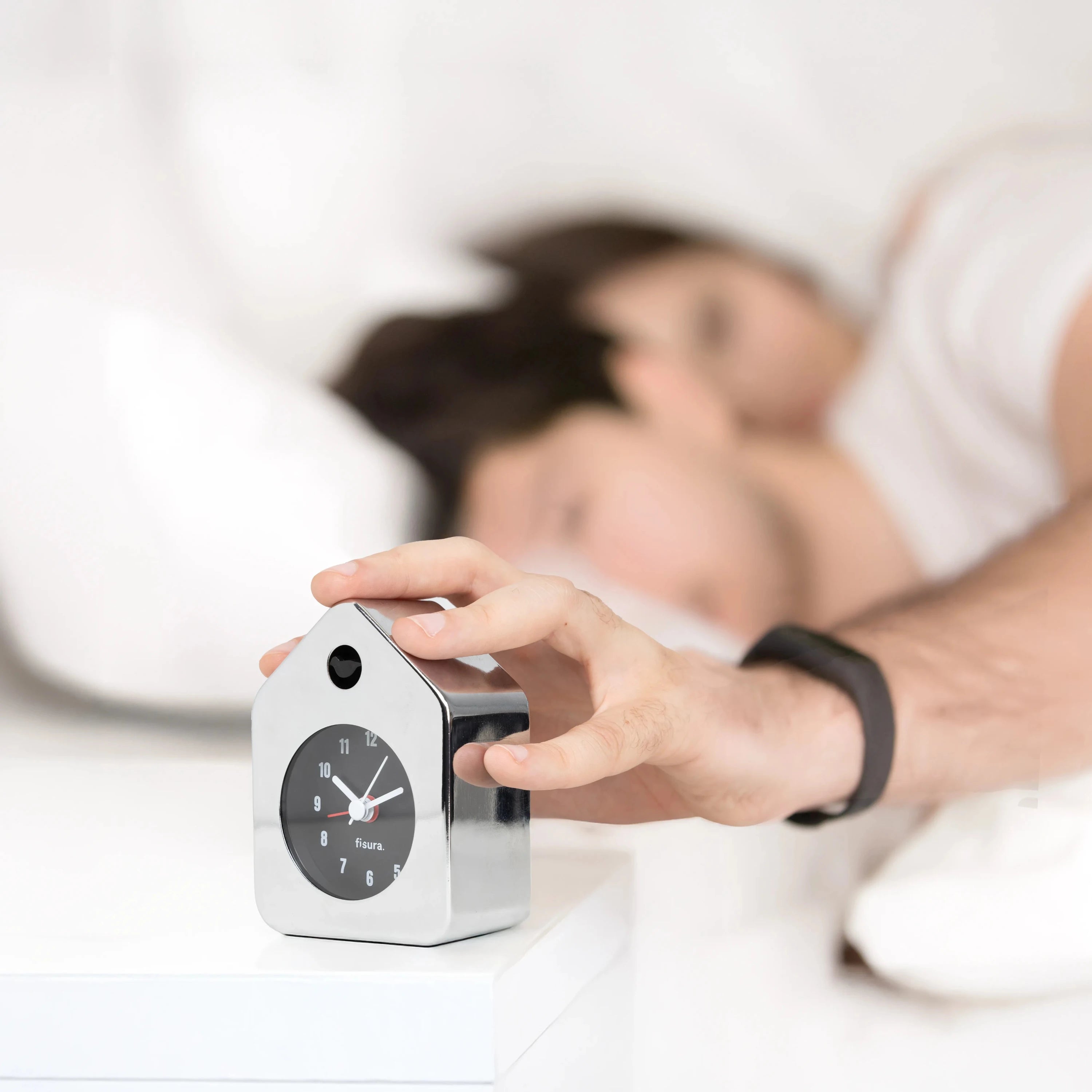 Reloj despertador casita mini cromo