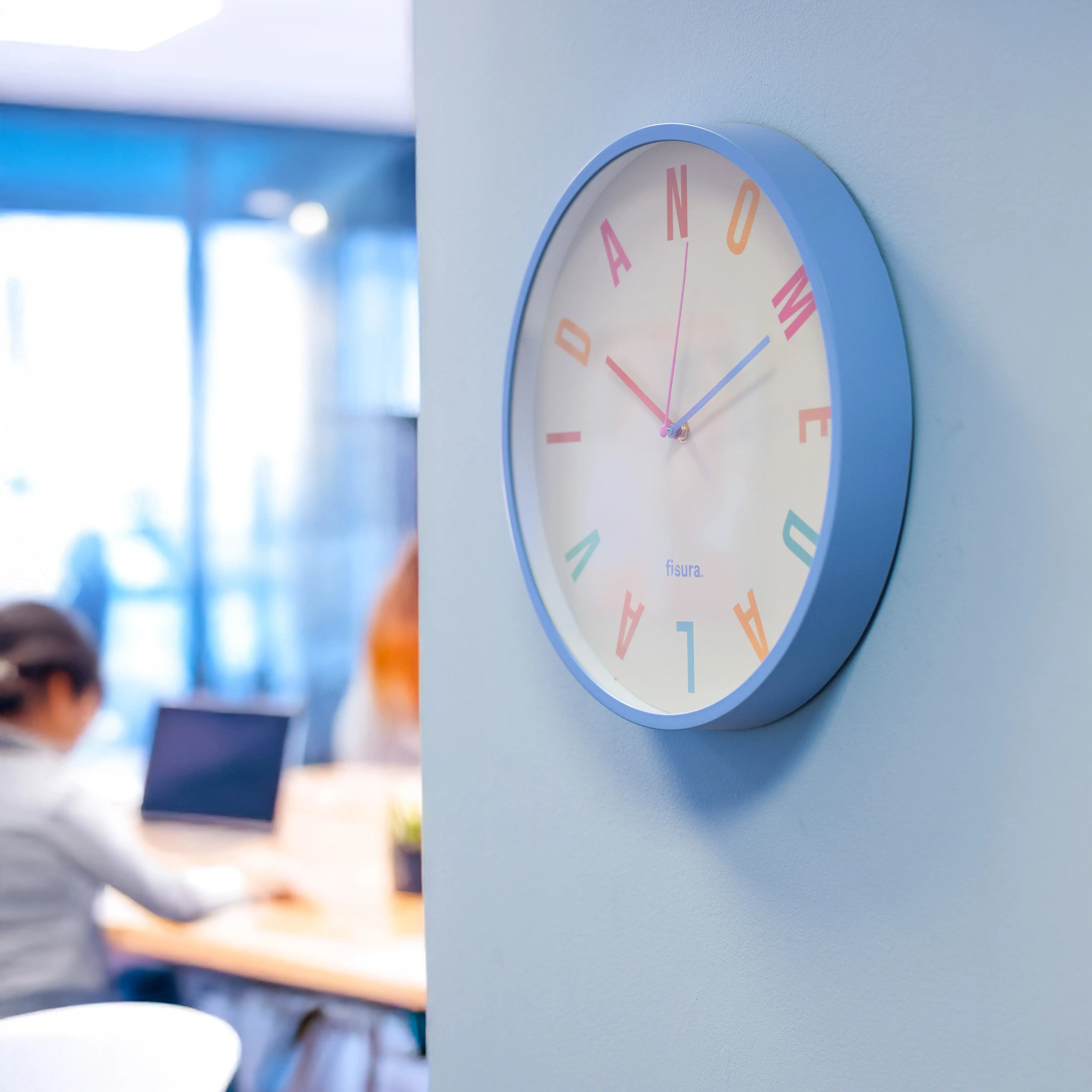 Reloj de pared “No me da la vida”