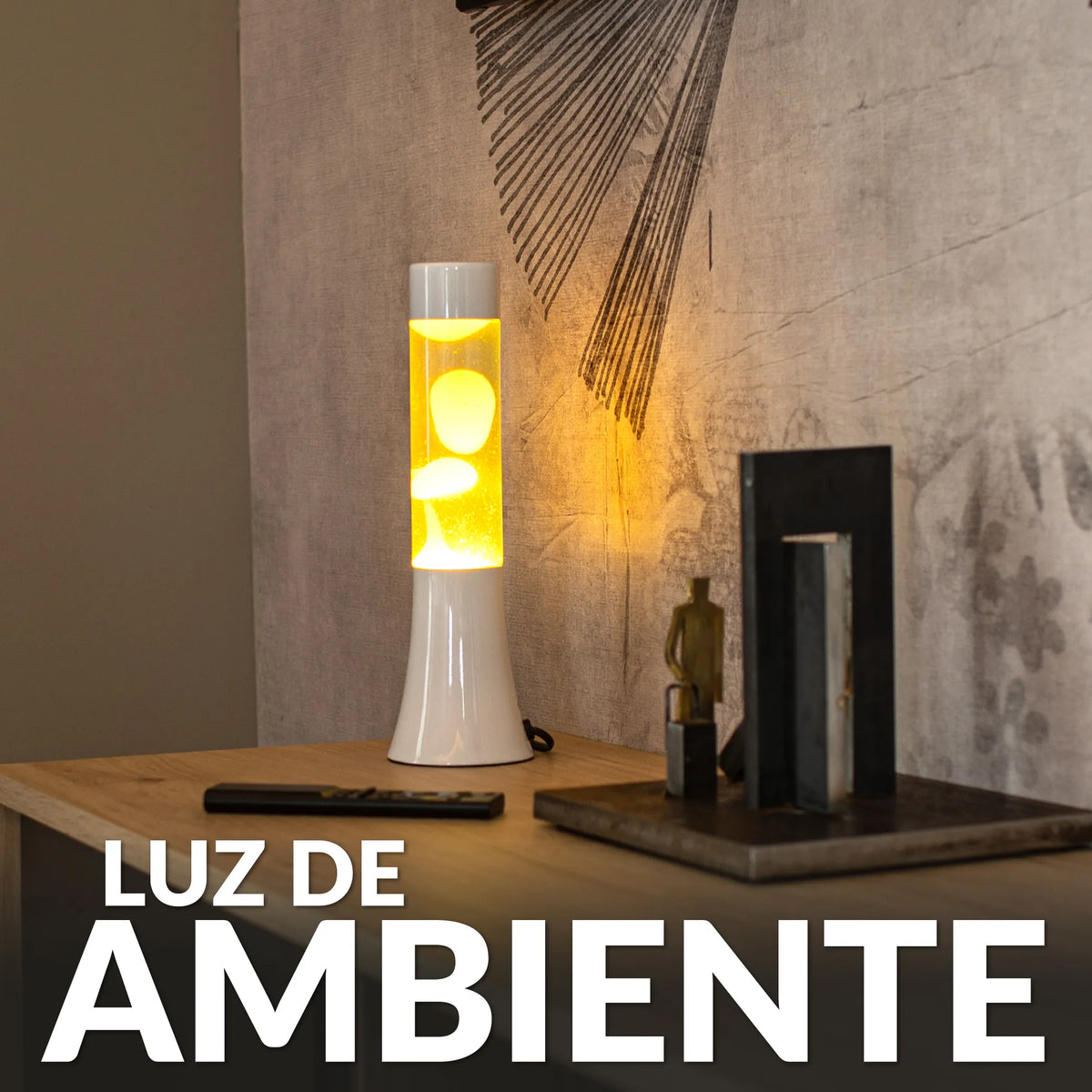 Lámpara de lava amarilla de 30 cm con base blanca y líquido transparente