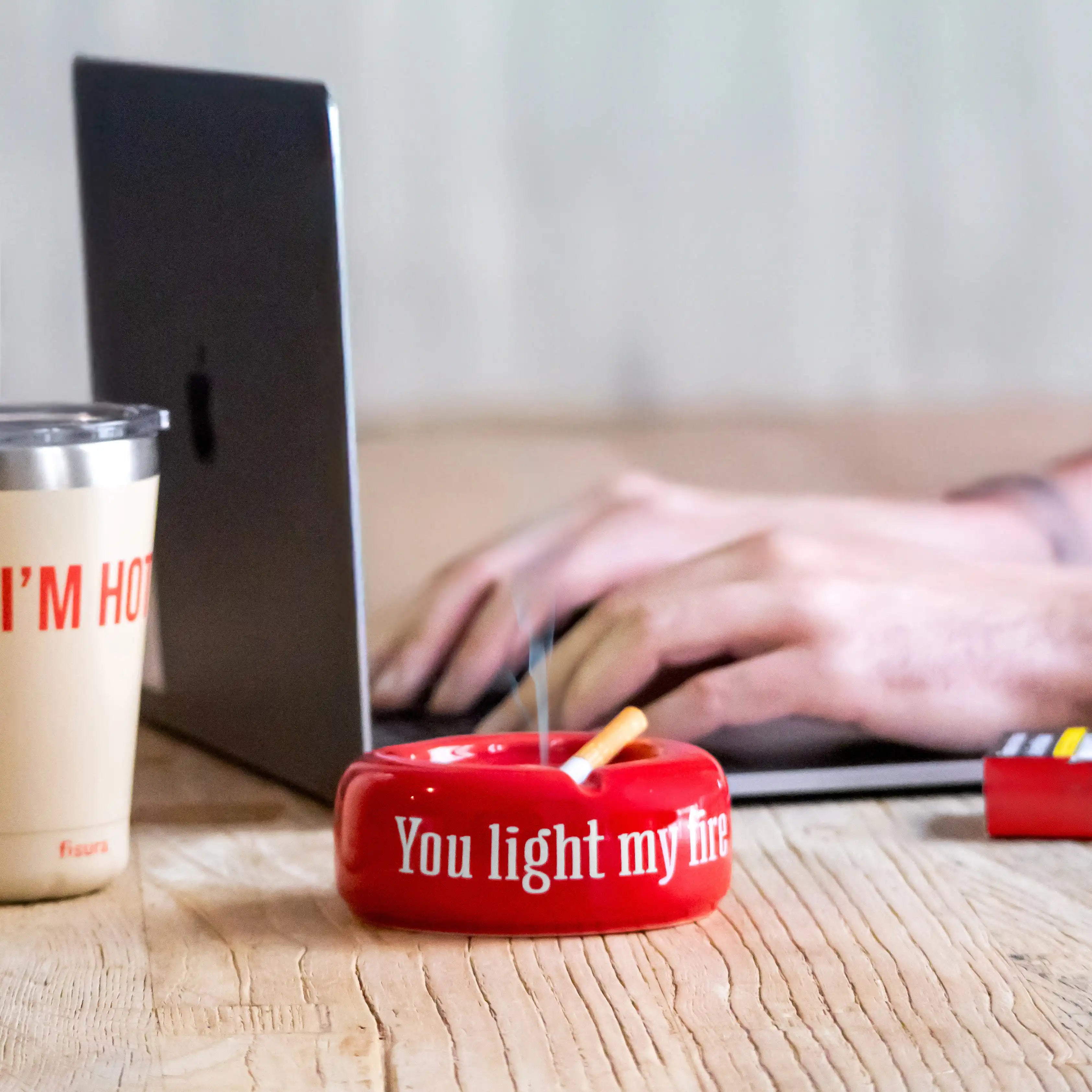 Cenicero “You light my fire”