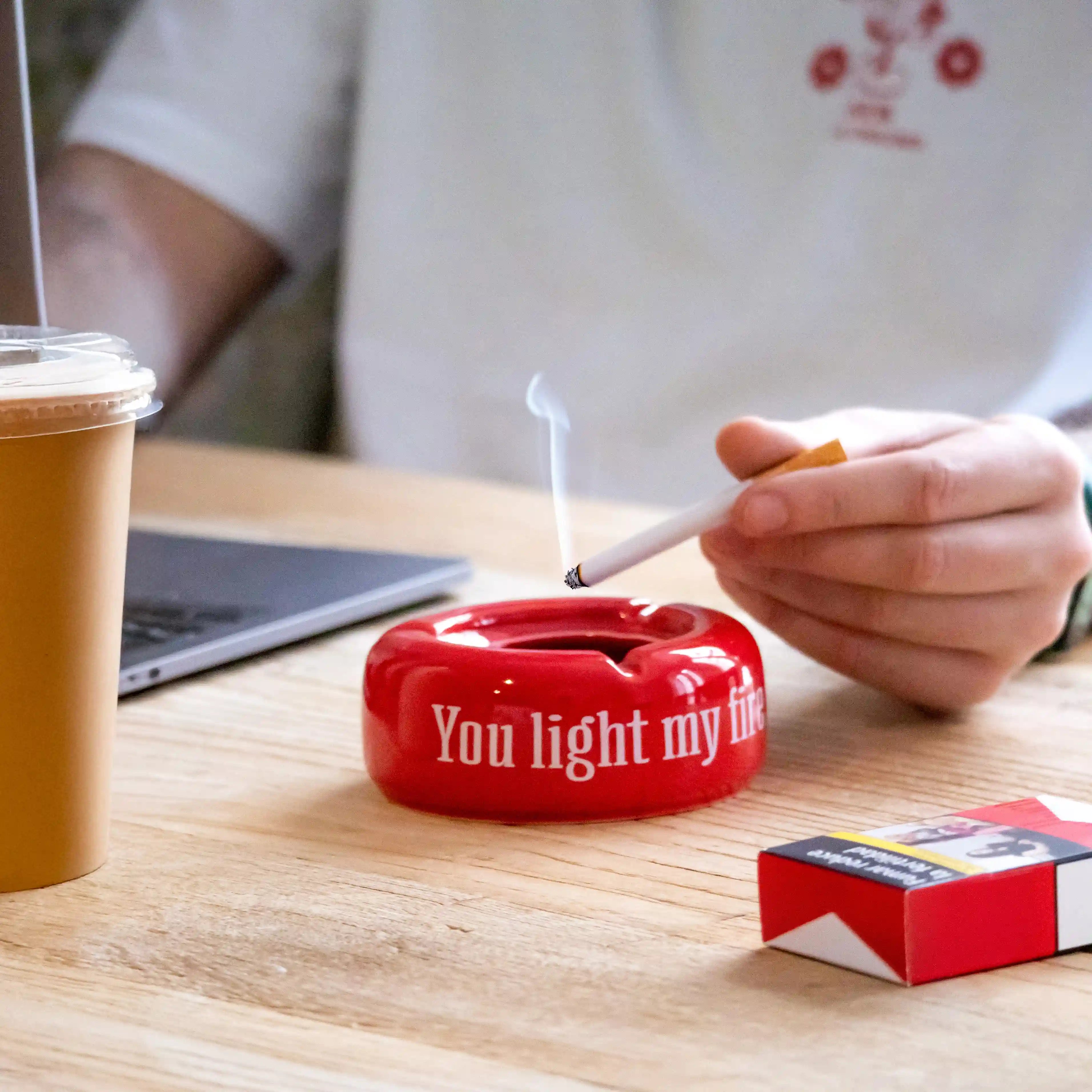 Cenicero “You light my fire”