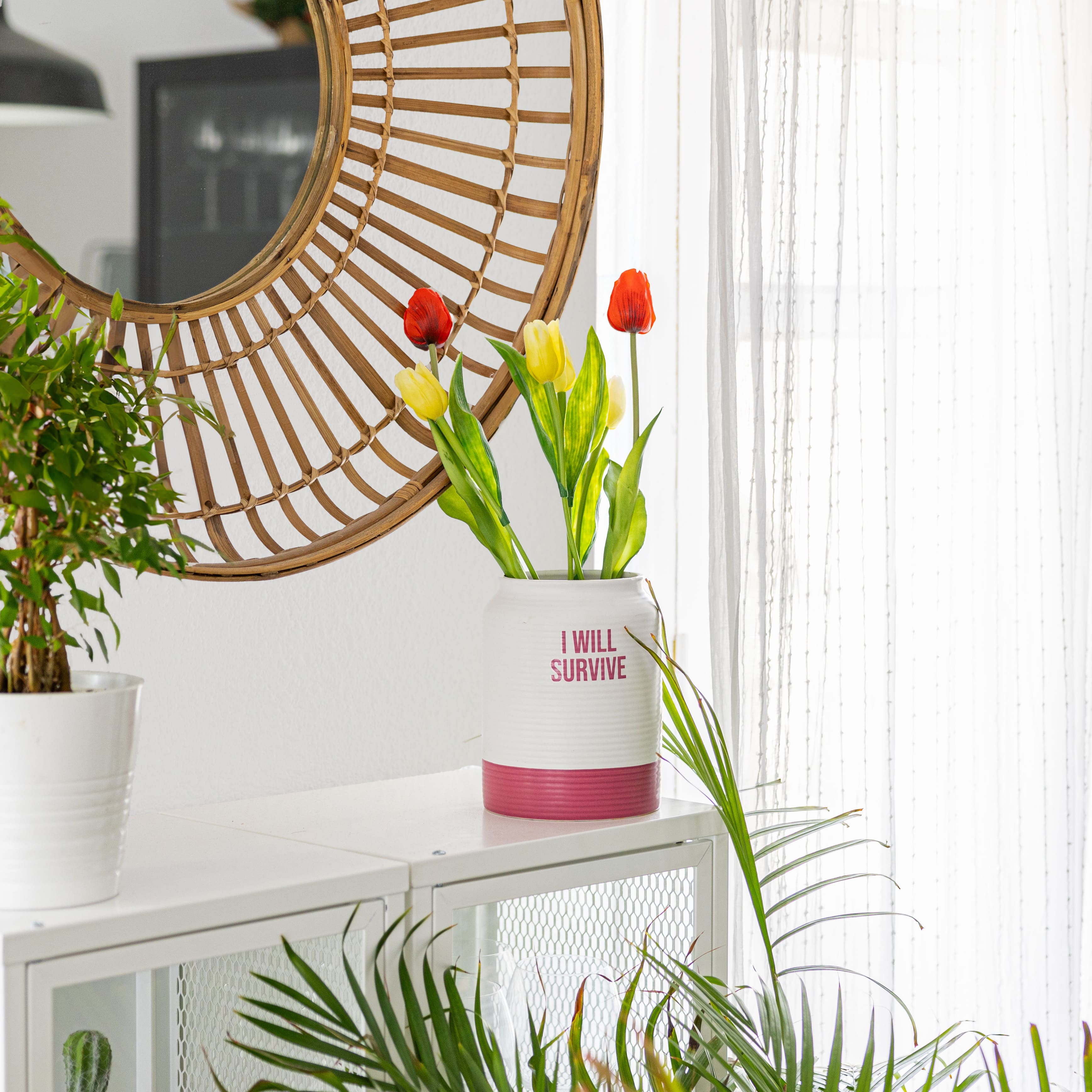 Jarrón “I will survive"