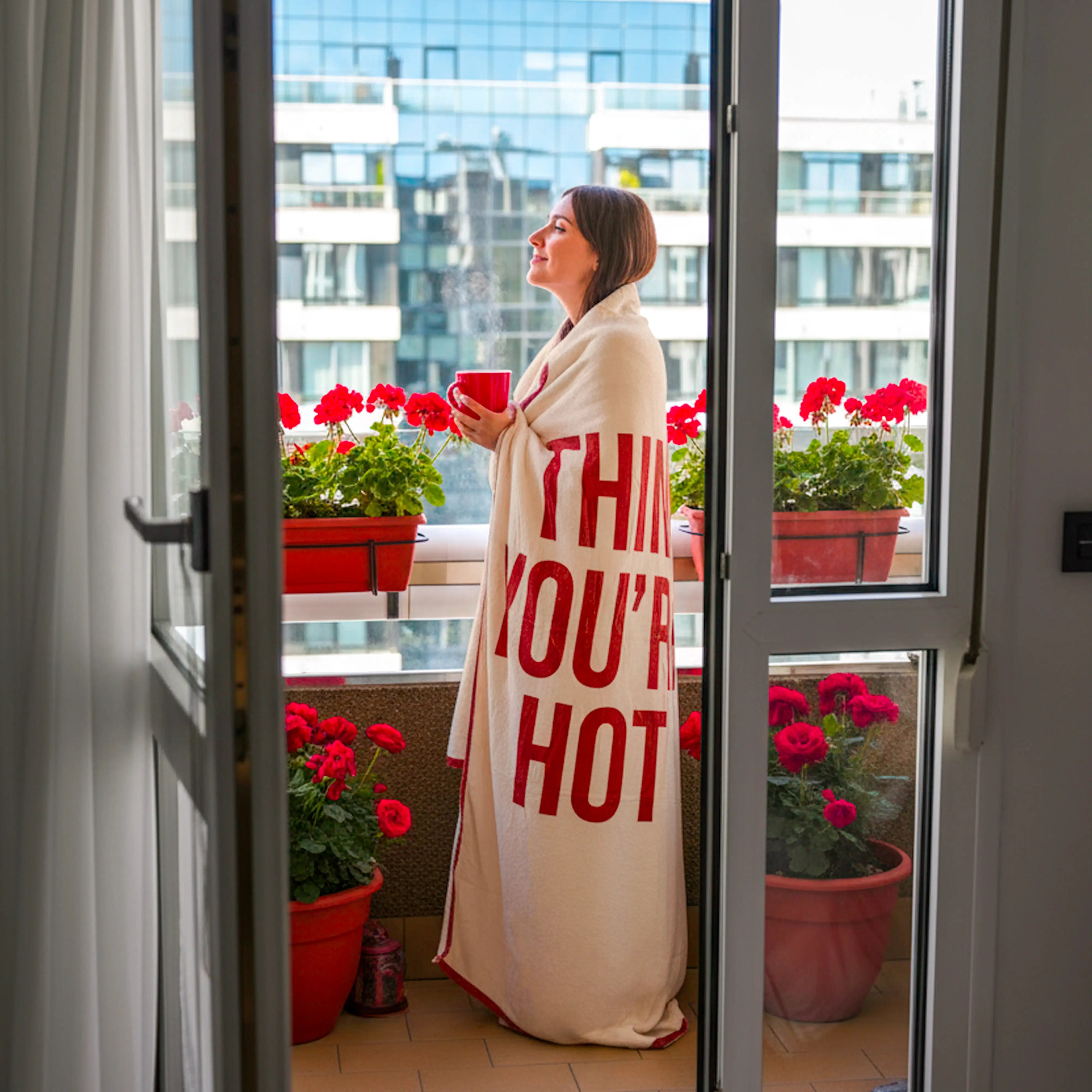 Manta "I think you are hot"