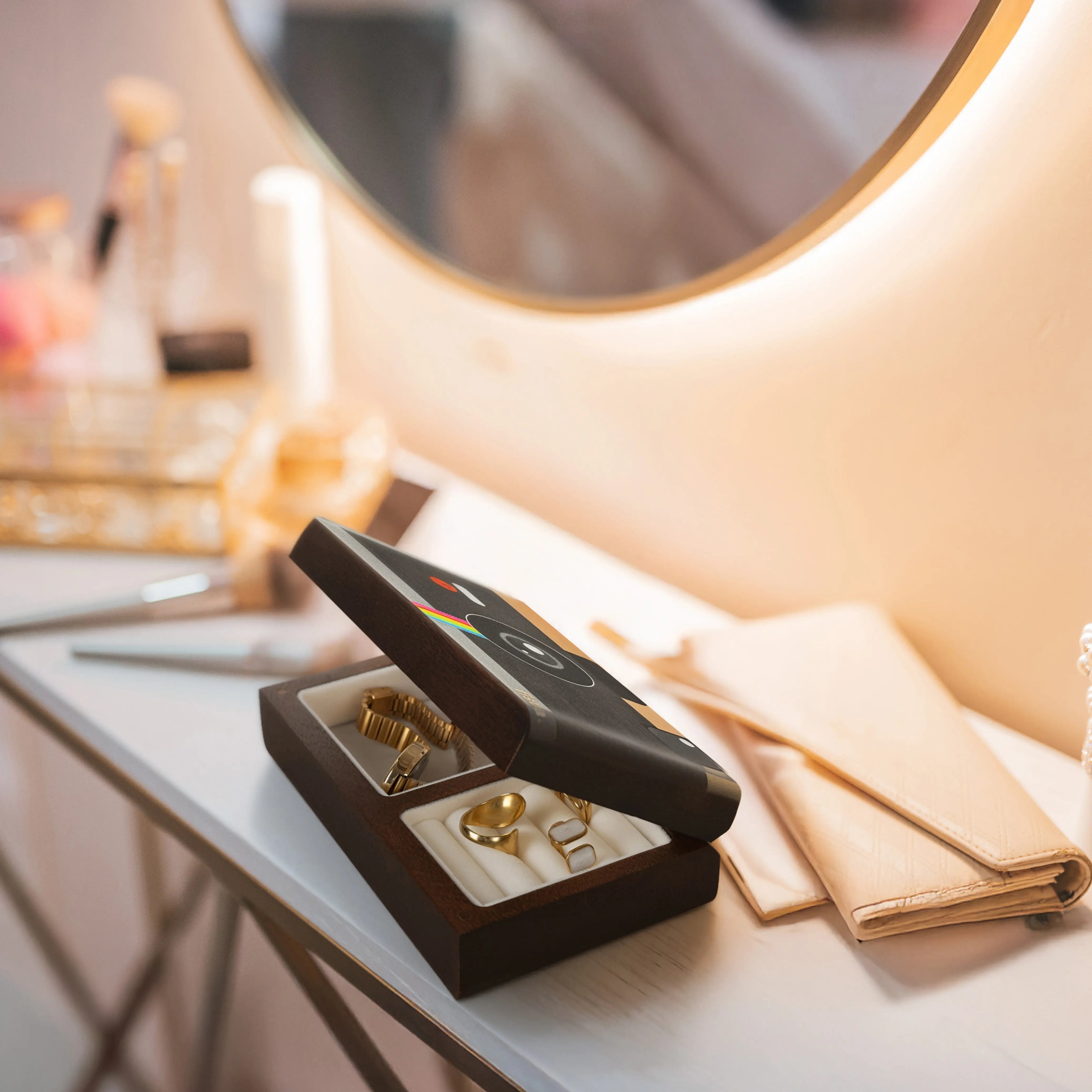 Joyero cámara retro multicolor