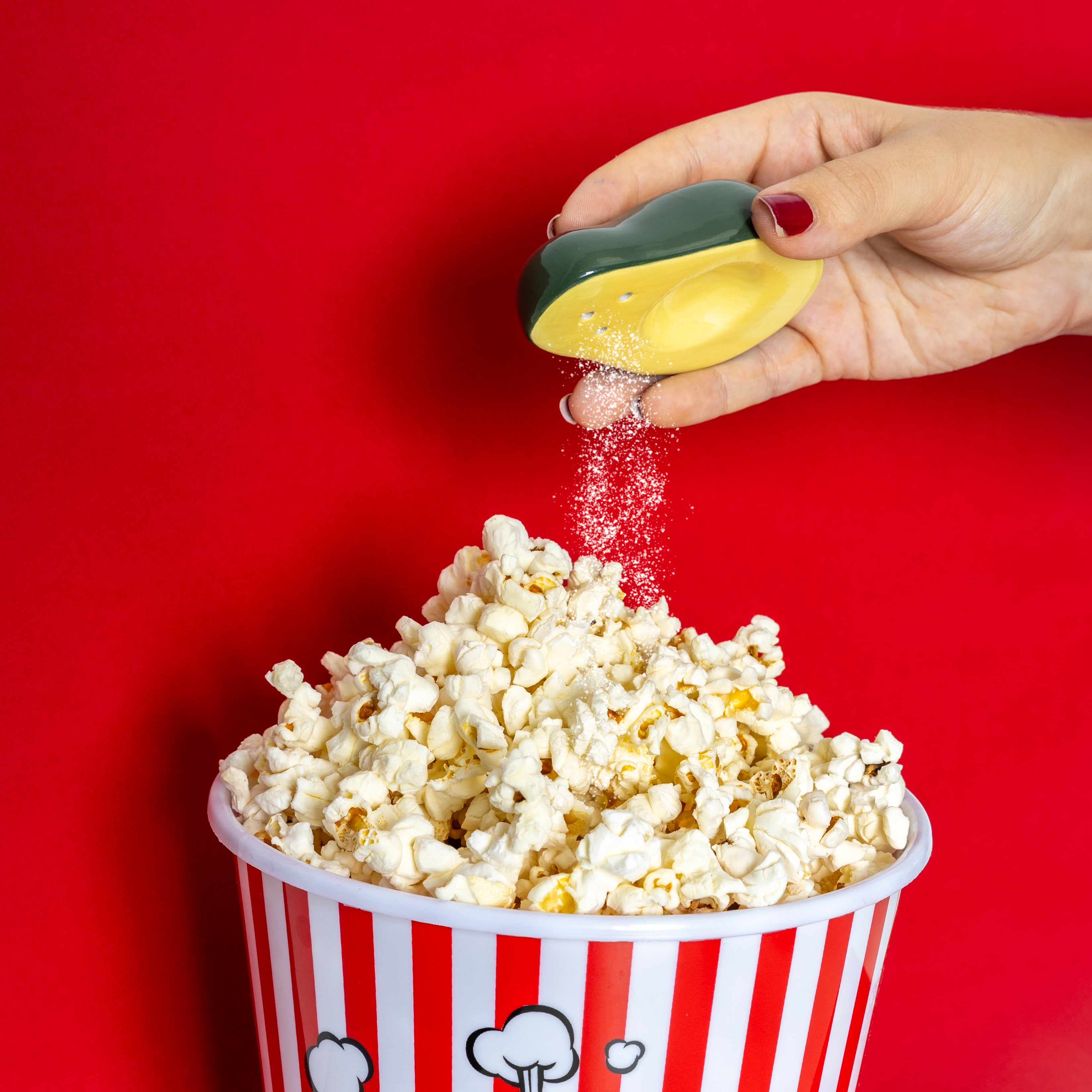 Salero y pimentero “aguacate”