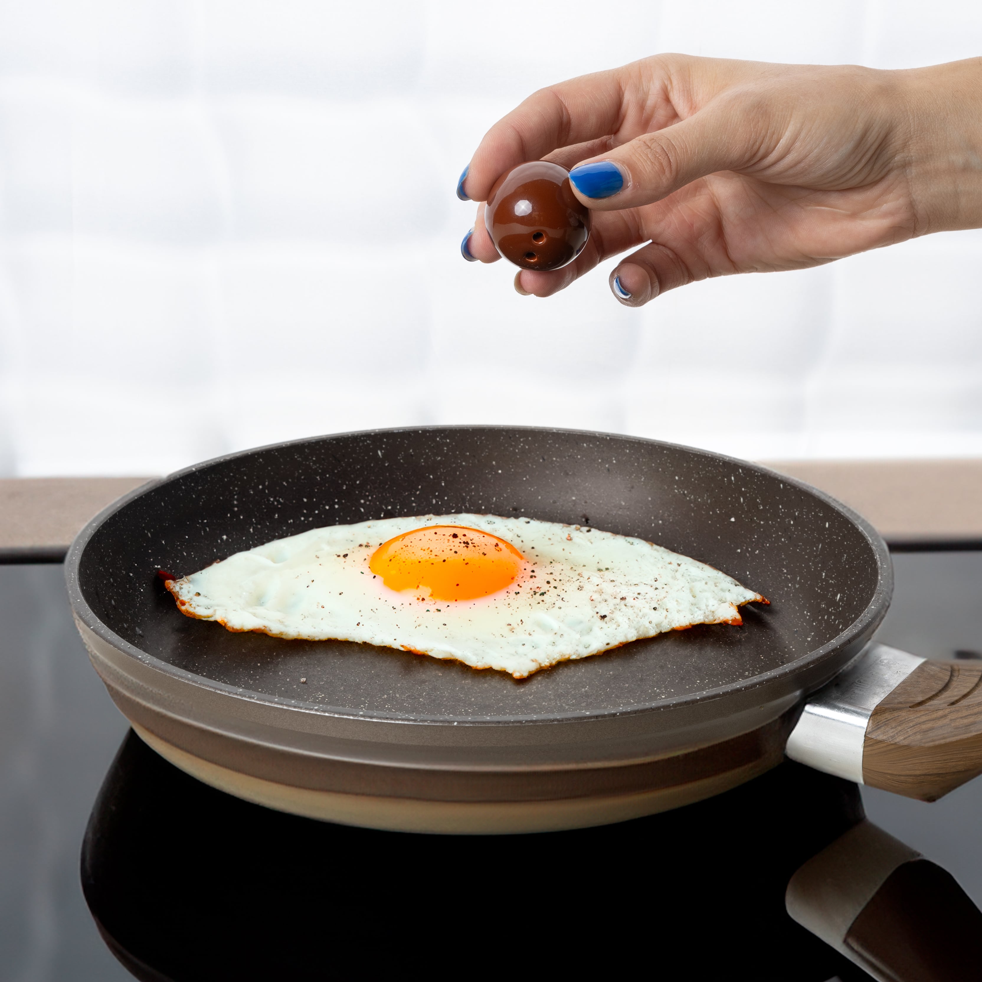 Salero y pimentero “aguacate”