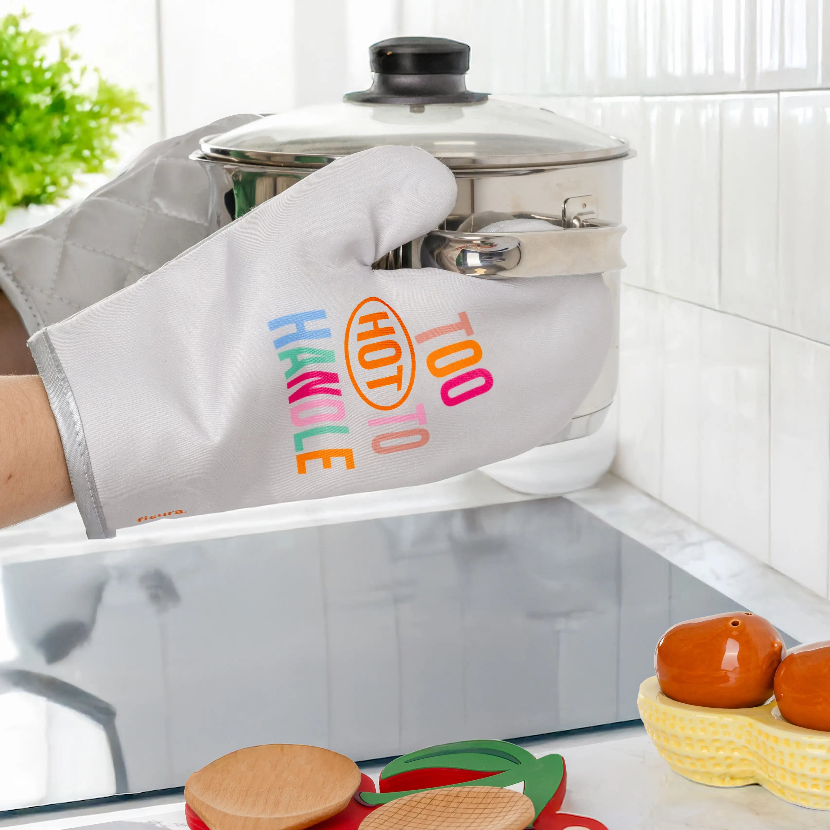 Manoplas cocina “Too hot to handle”