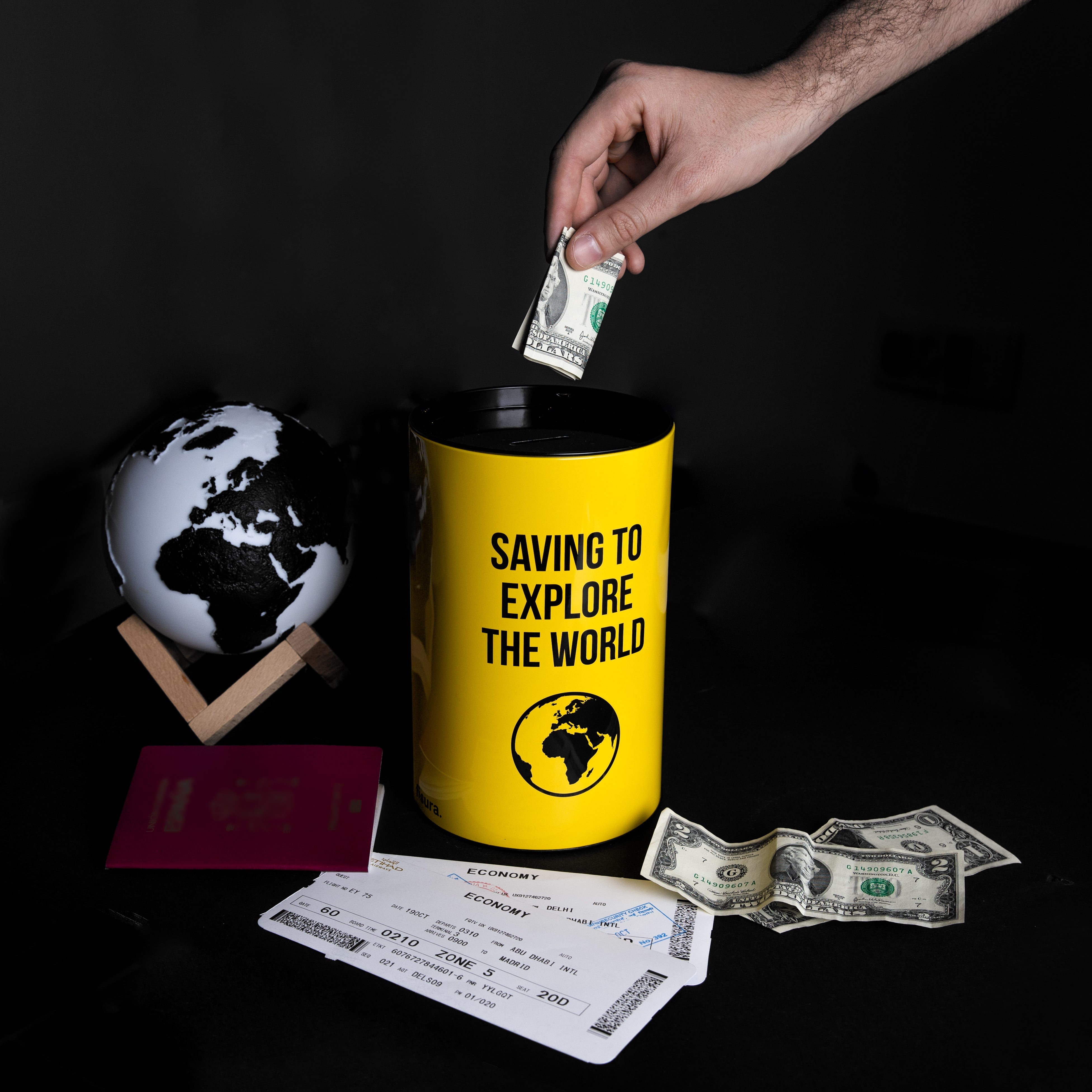 Hucha grande "Saving to explore"