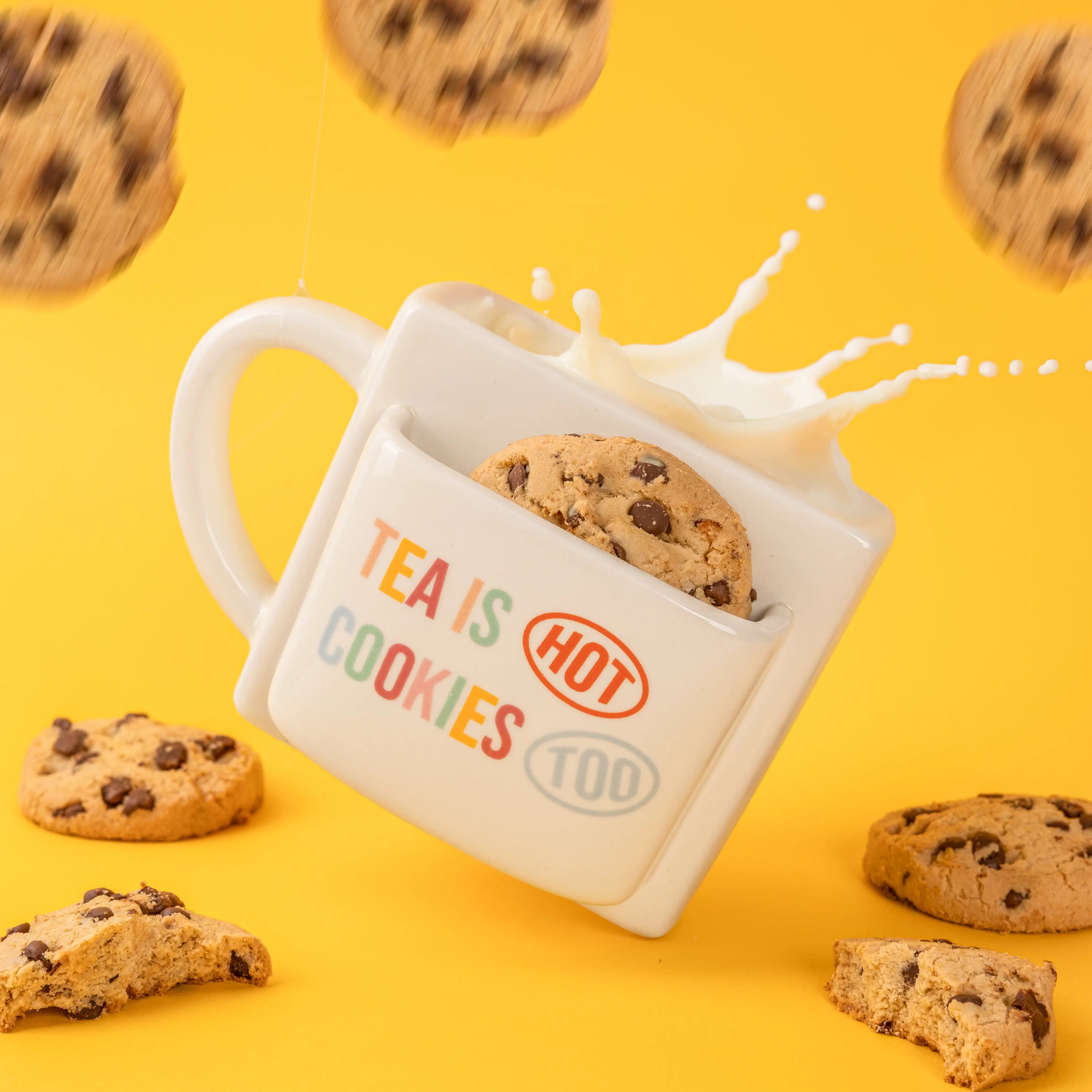 Taza bolsillo "Tea is hot cookies too"