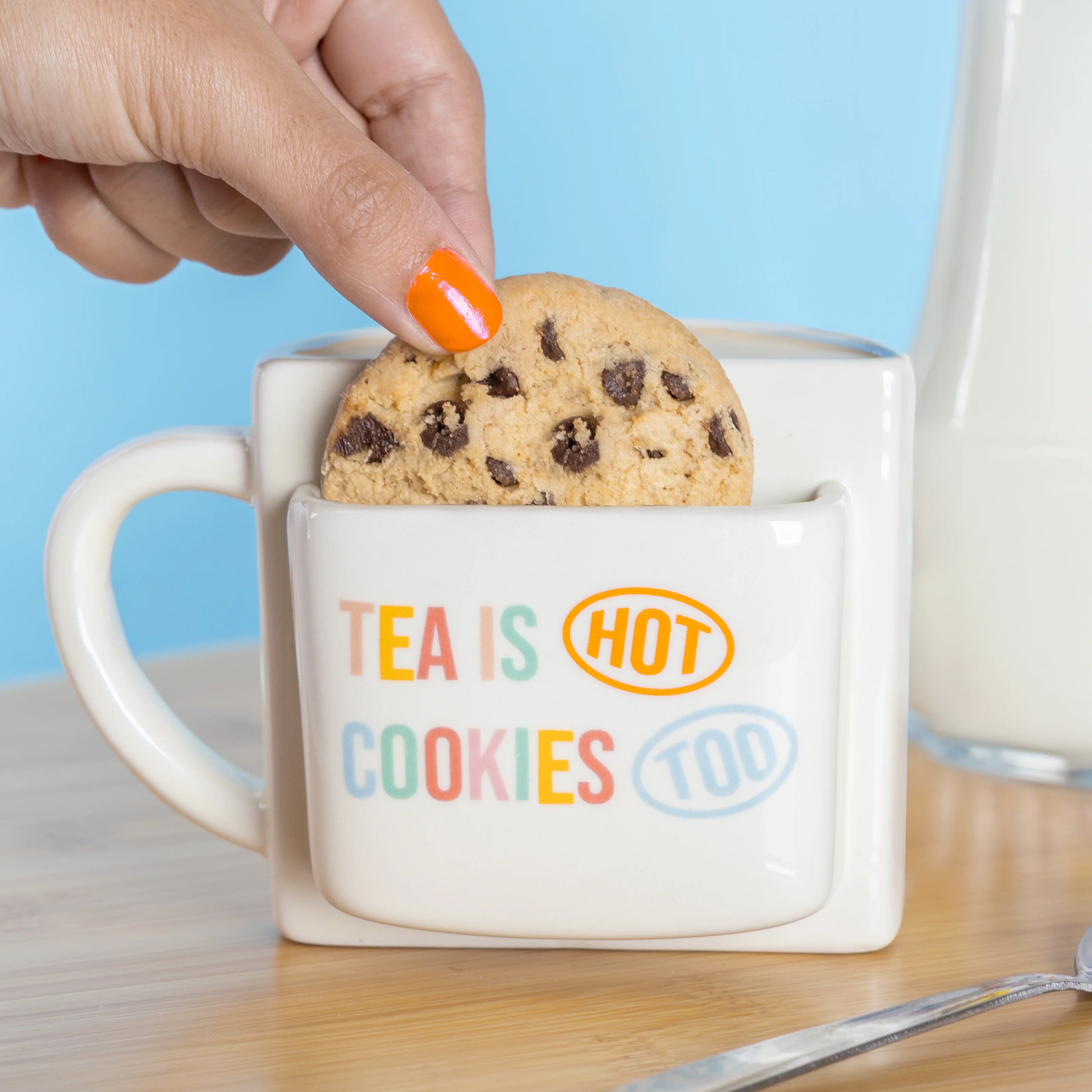 Taza bolsillo "Tea is hot cookies too"