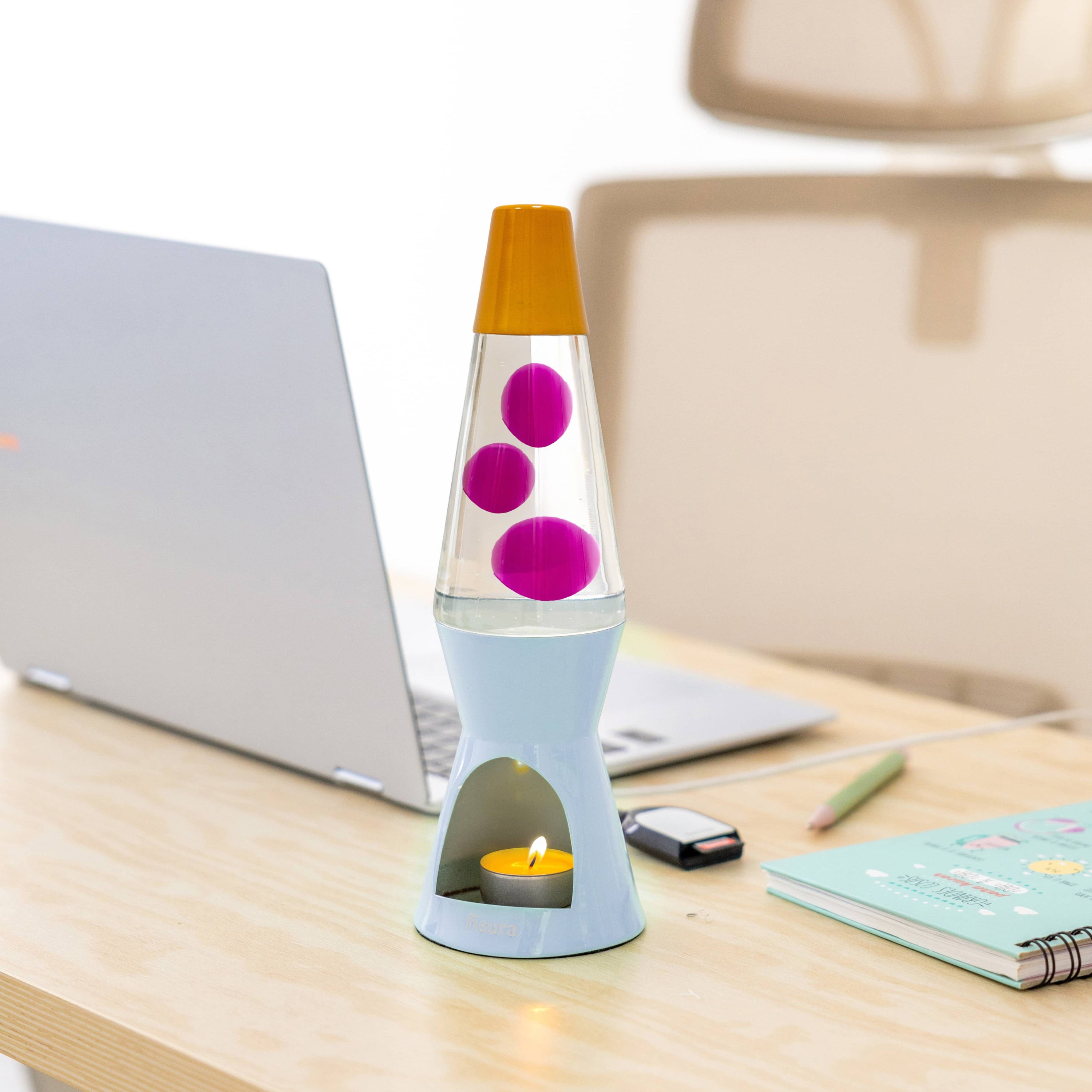 Lámpara de lava vela naranja, rosa y azul