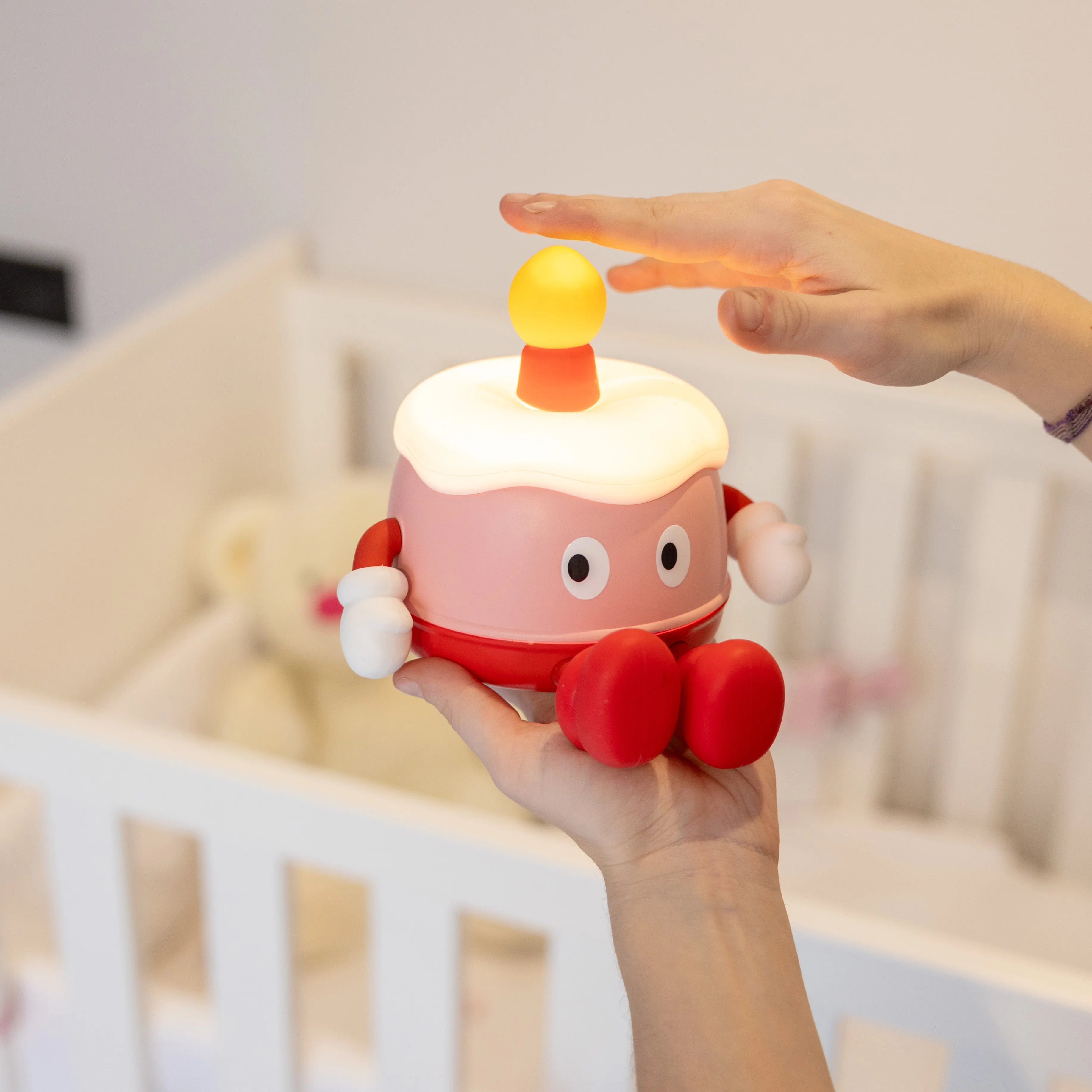 Lámpara quitamiedos tarta