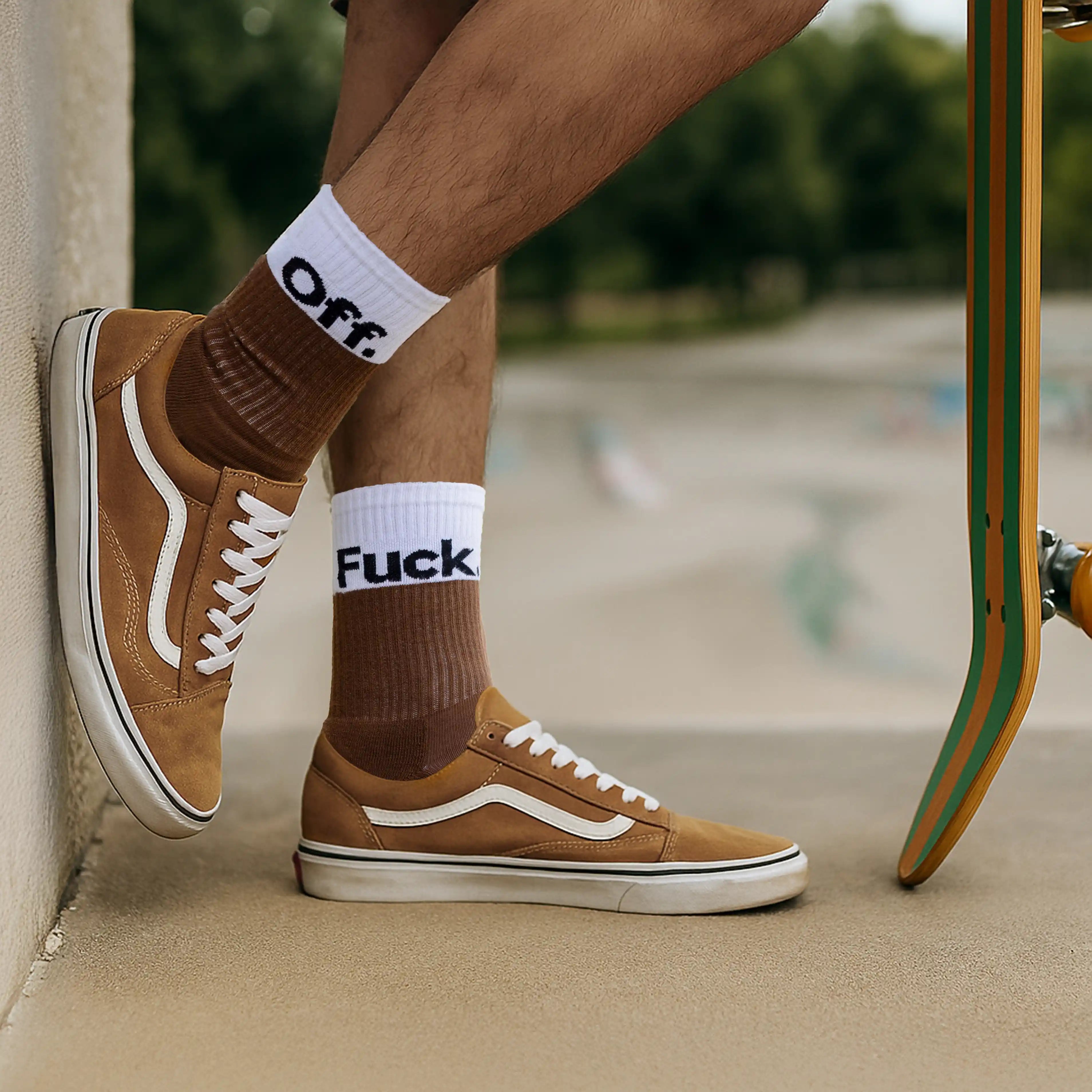 Calcetines Unisex "Fuck off" mocha mousse