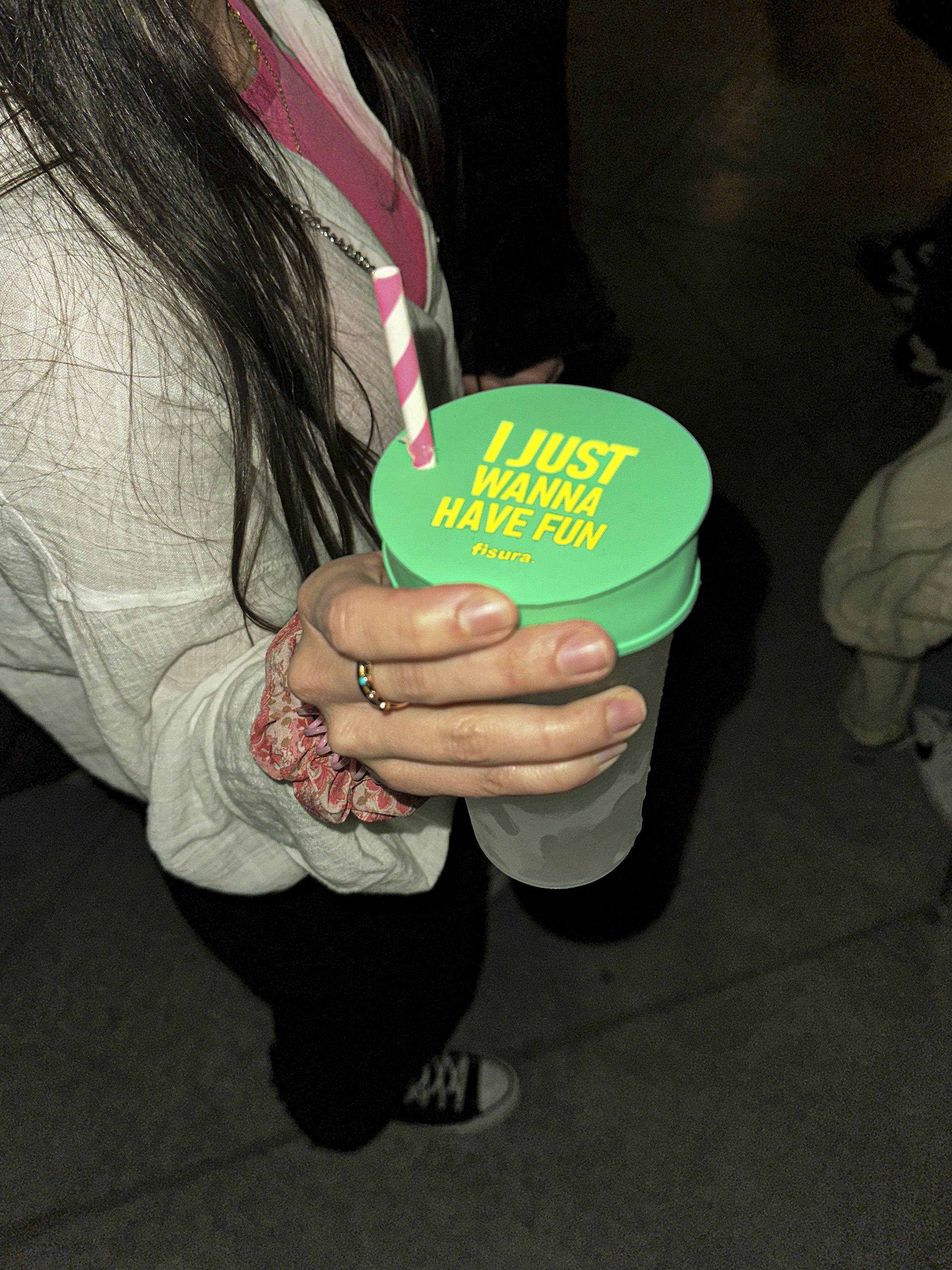 Tapa vasos antidroga “I just wanna have fun”
