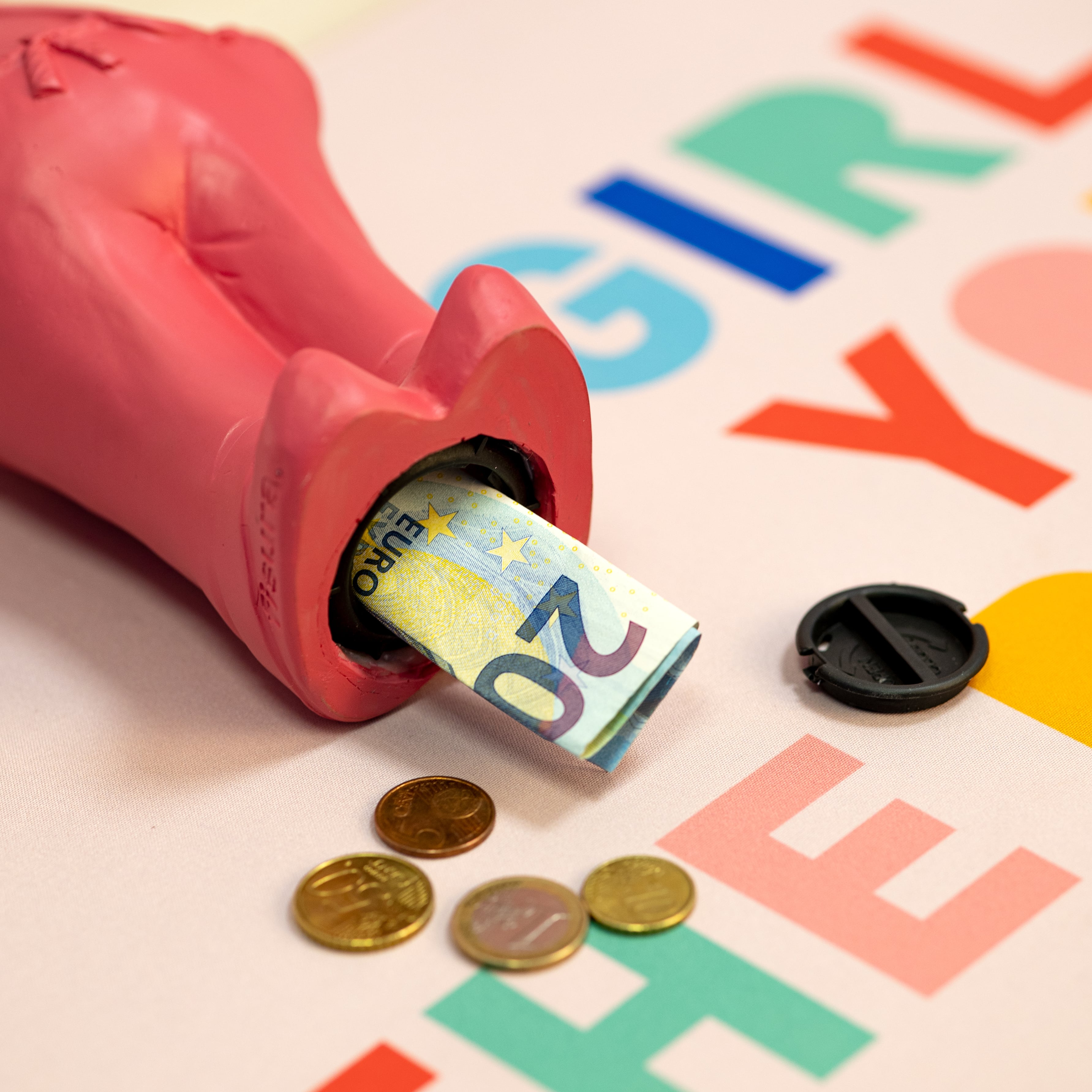 Hucha original "Gnomo"- Roja