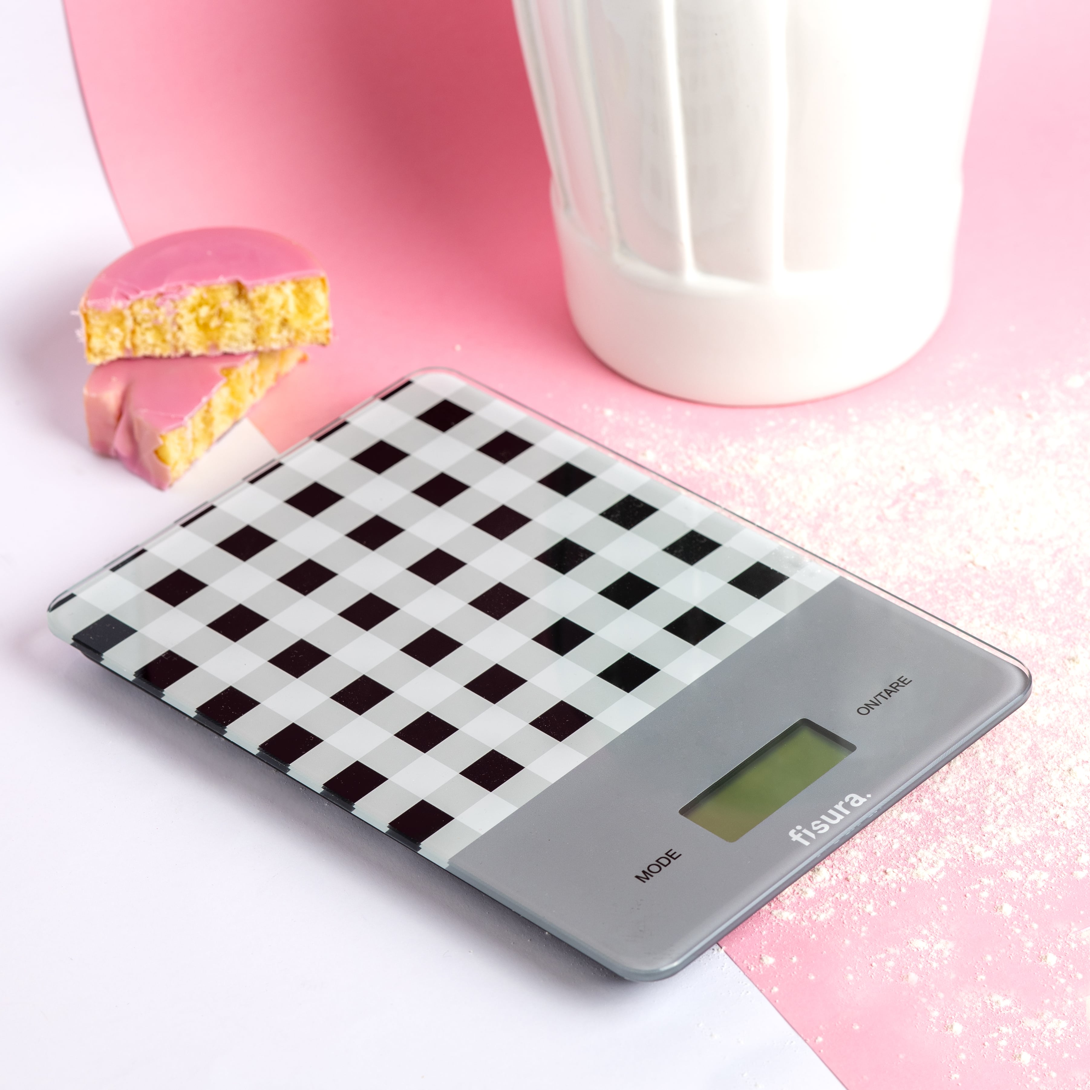 Báscula digital de cocina con estampado vichy negro