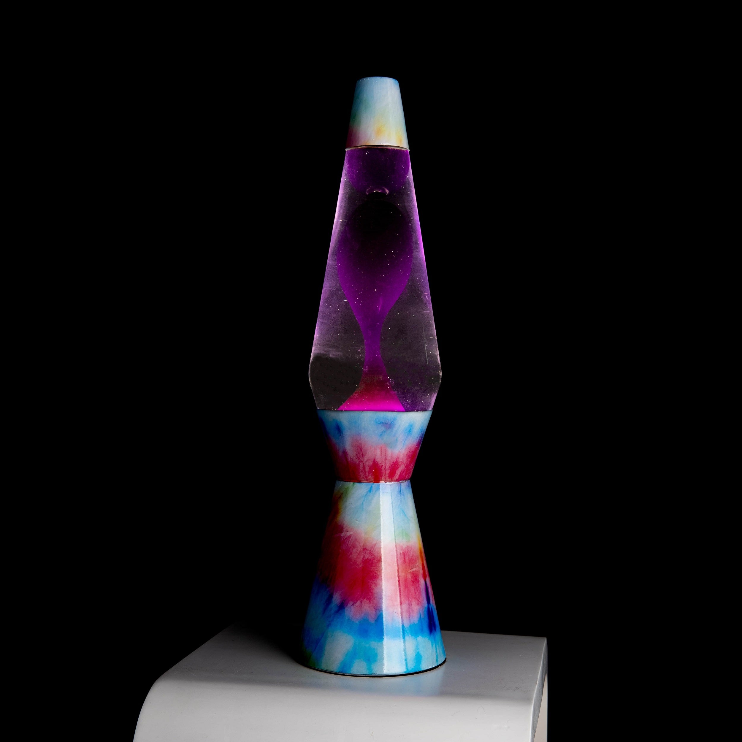 Lámpara de Lava Tie Dye de líquido transparente y lava morada