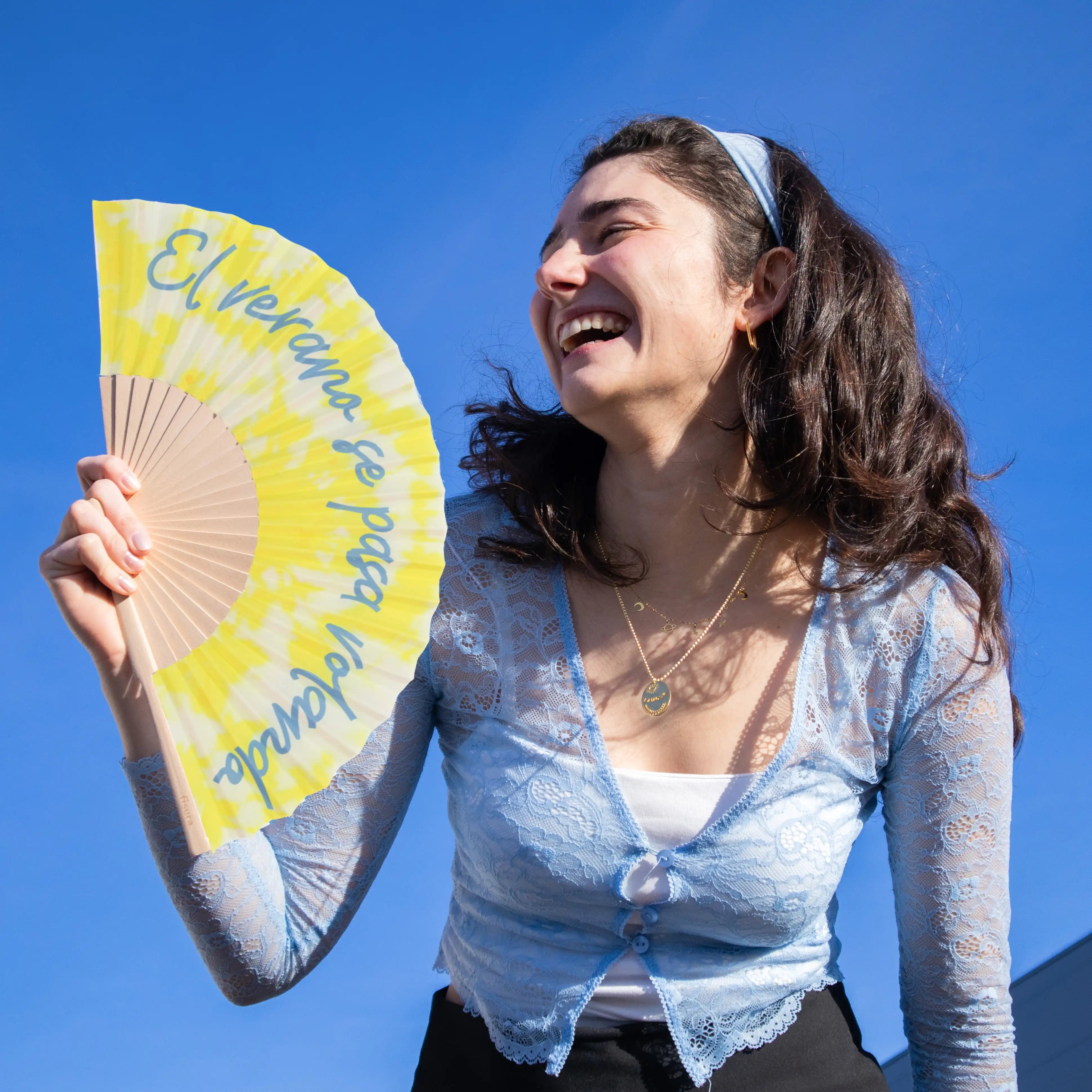 Abanico “El verano se pasa volando”