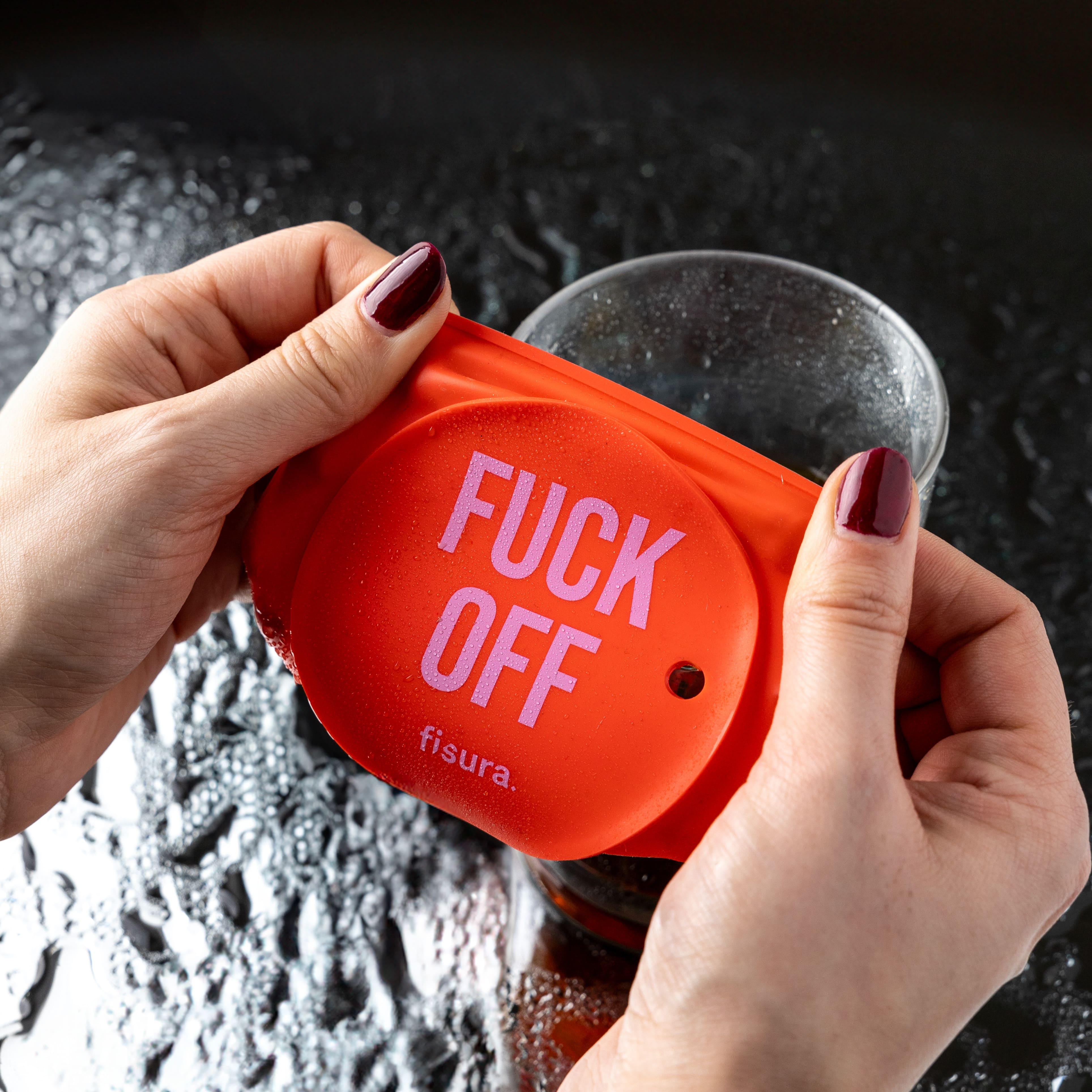 Tapa vasos antidroga “Fuck off” rojo