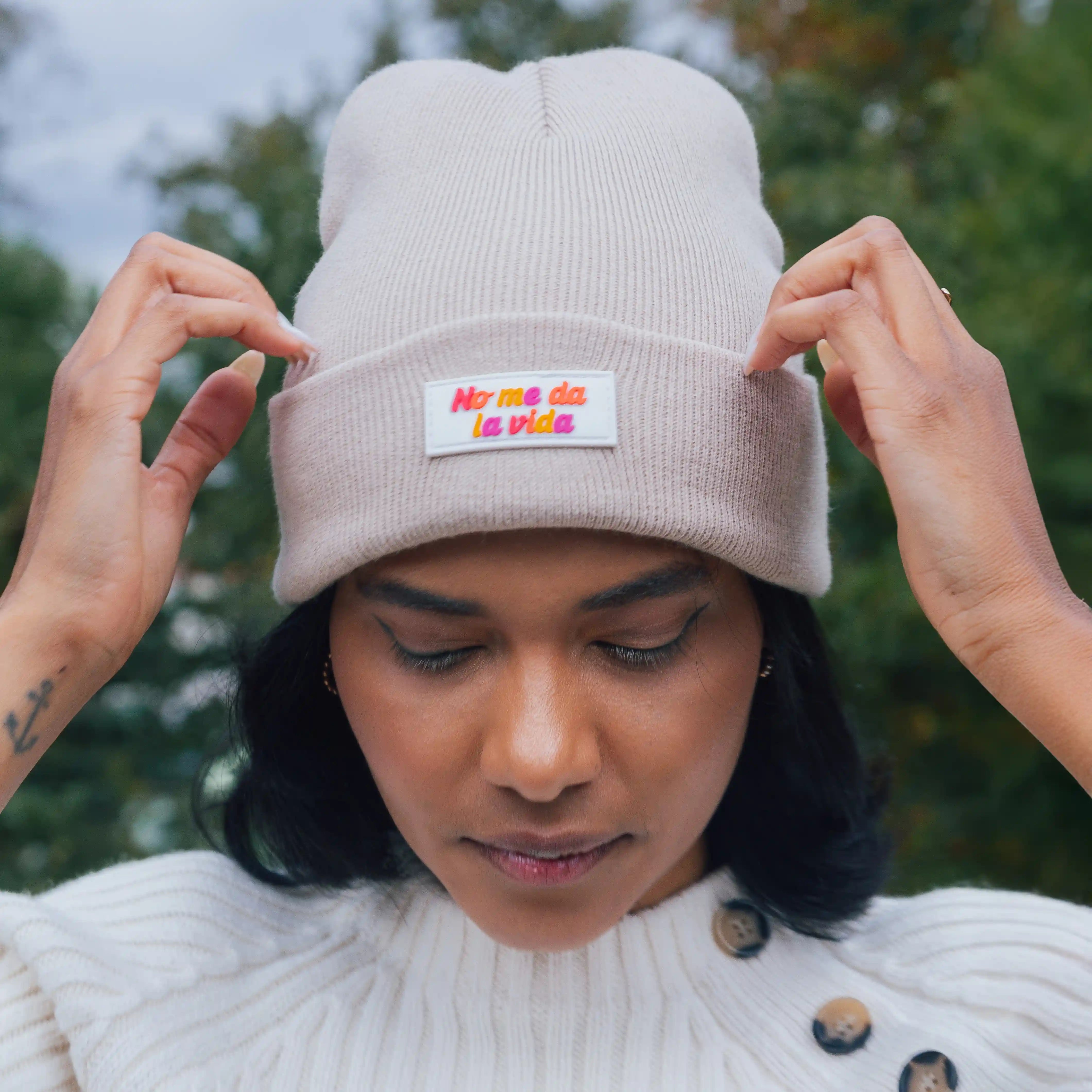 Gorro “No me da la vida”