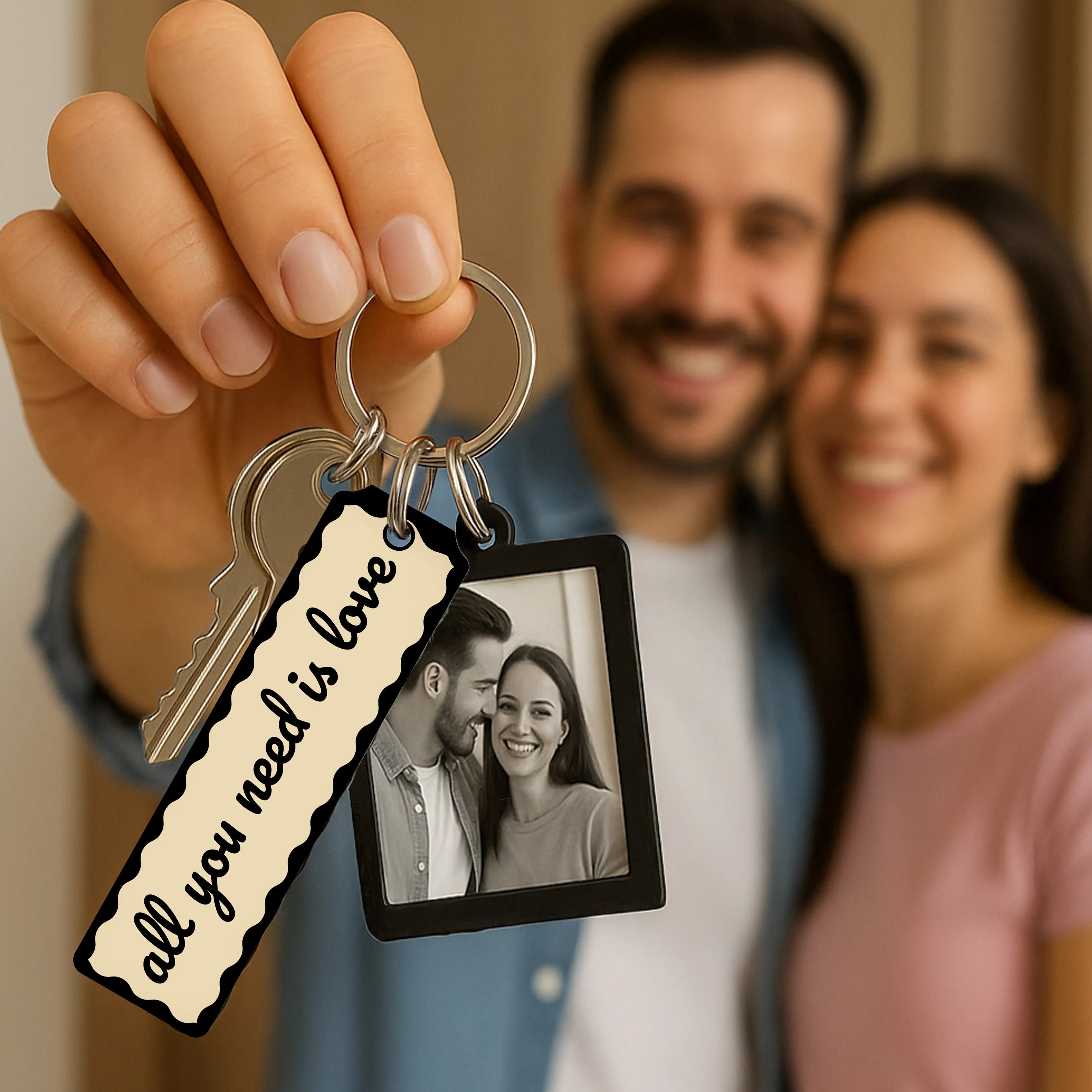 Llavero foto “All you need is love”