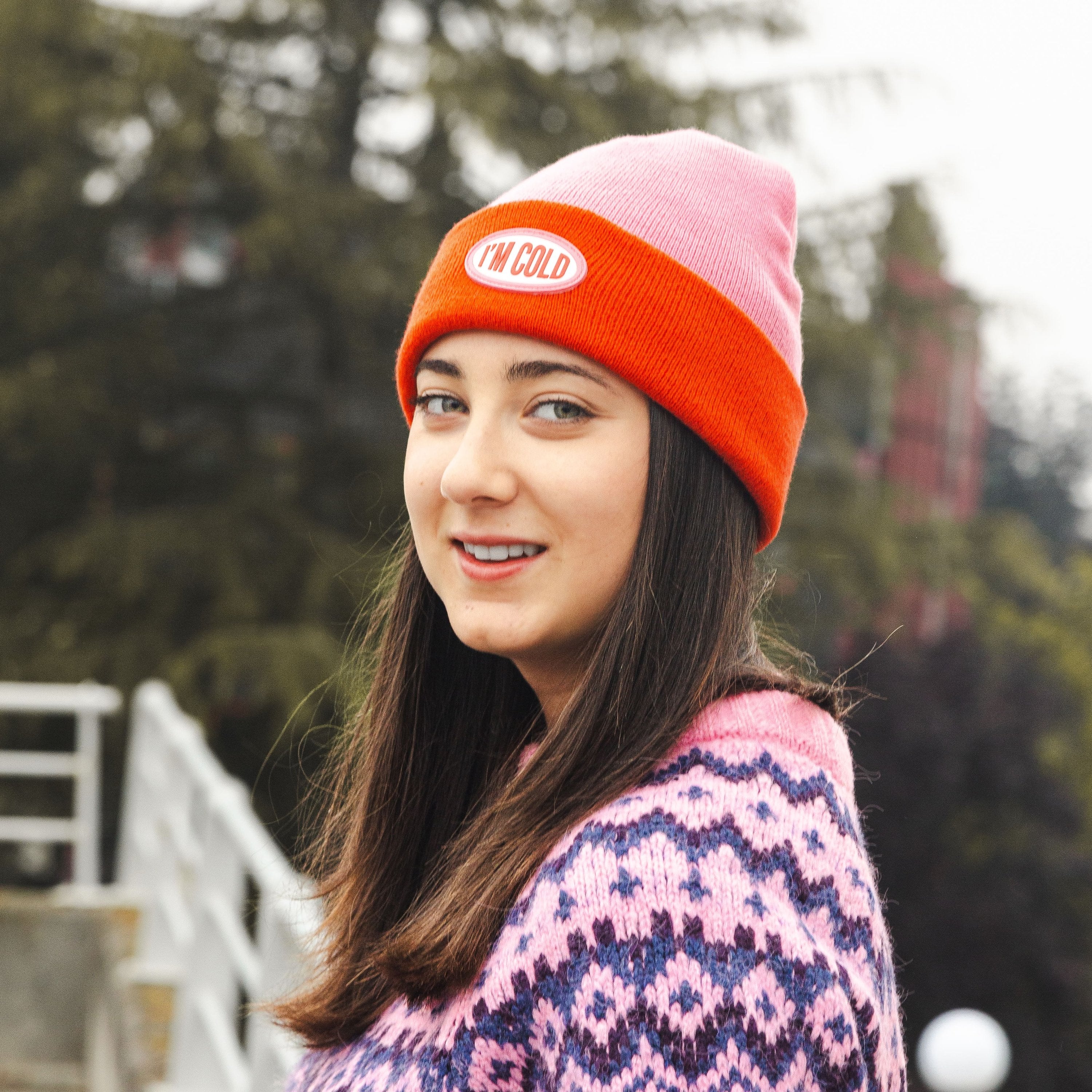 Gorro "I'm cold" rosa y rojo