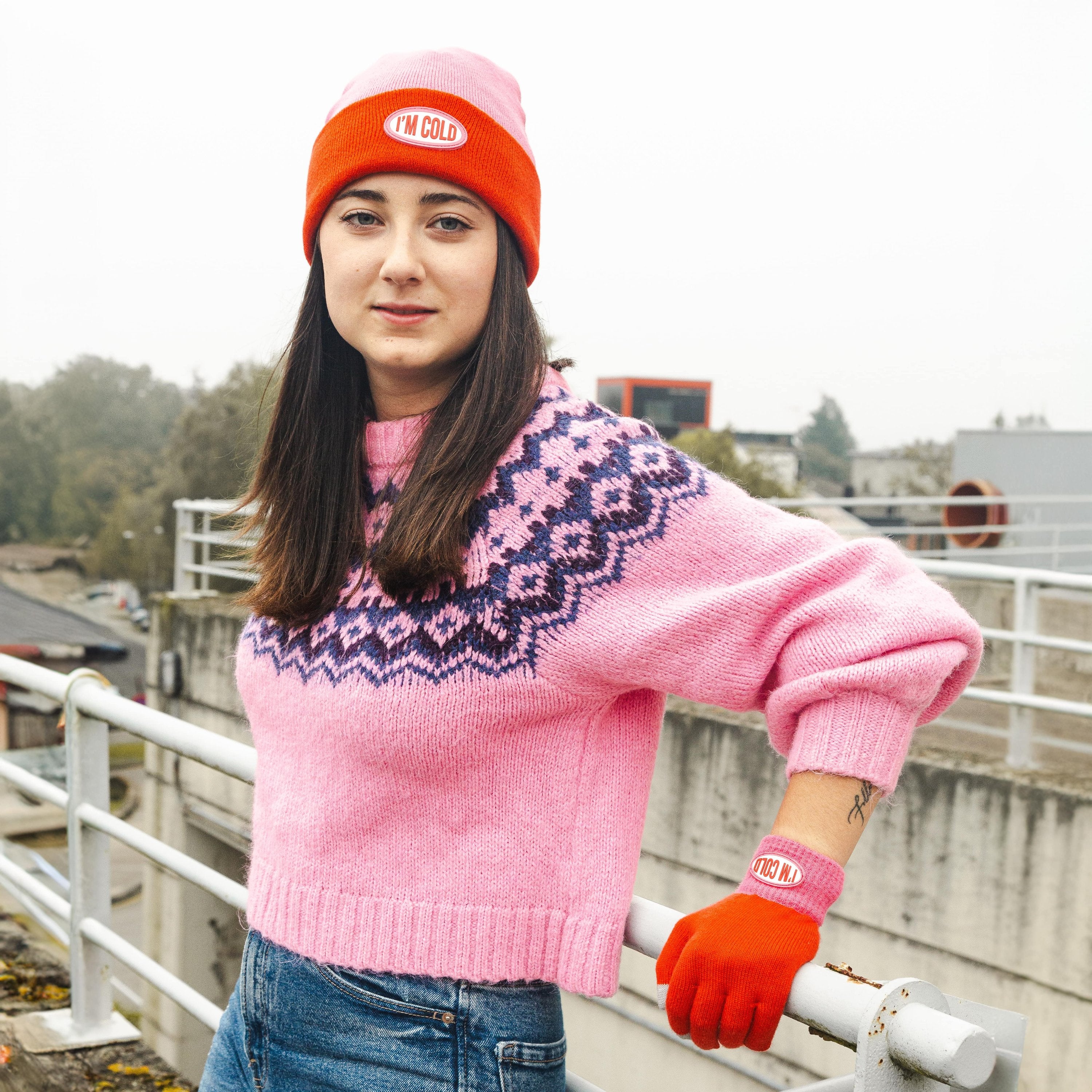 Gorro "I'm cold" rosa y rojo