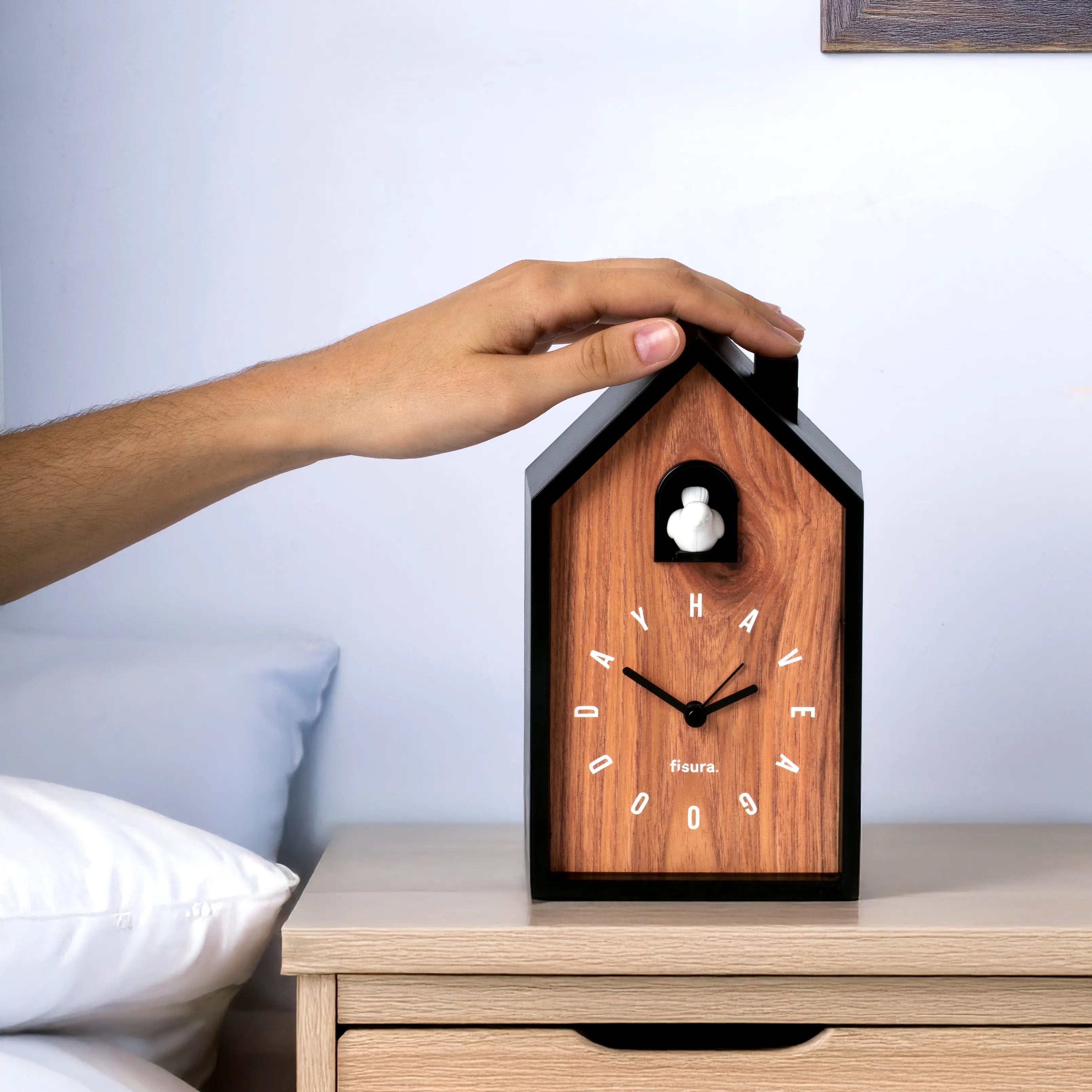 Reloj despertador cuco casita madera