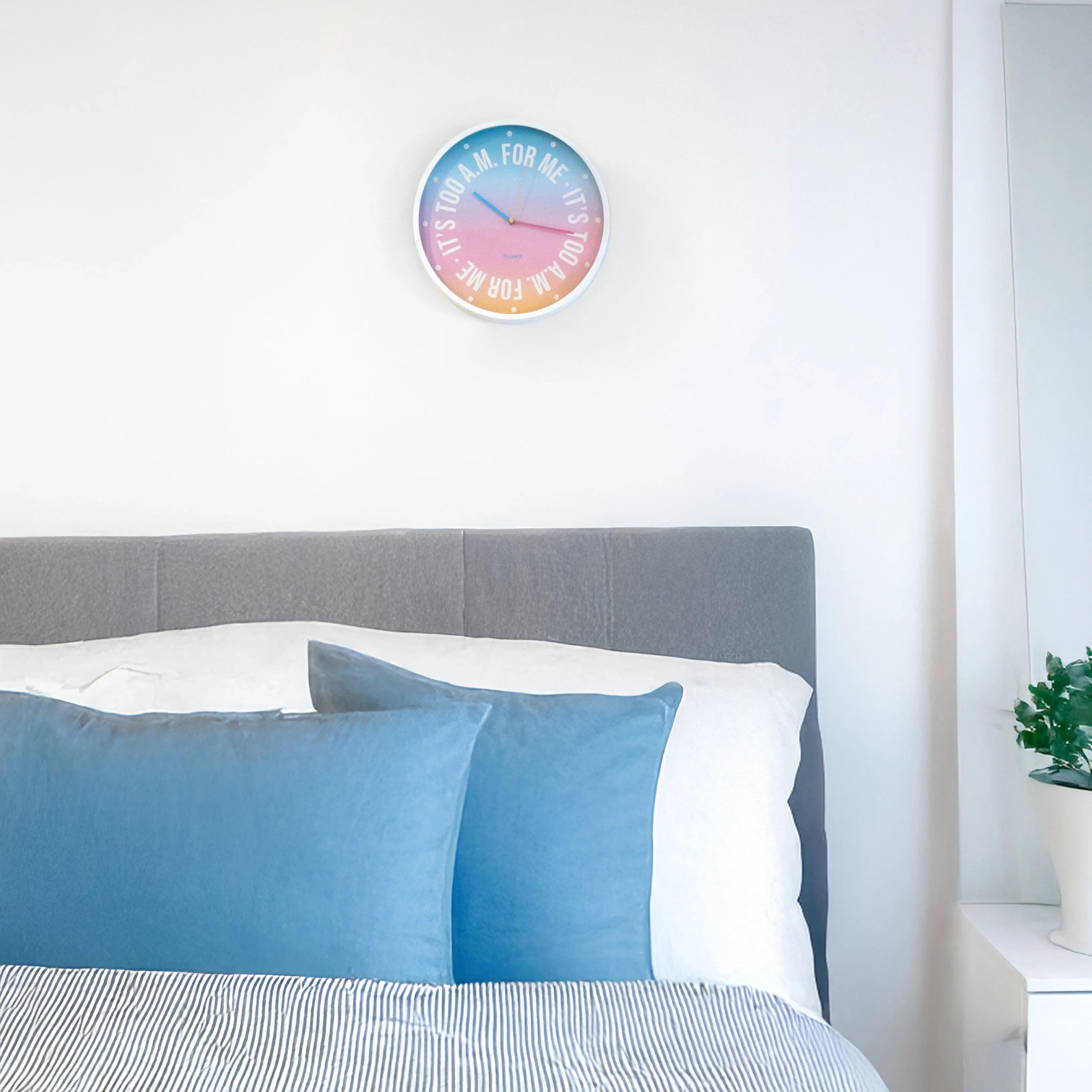 Reloj de pared “It’s too a.m for me”