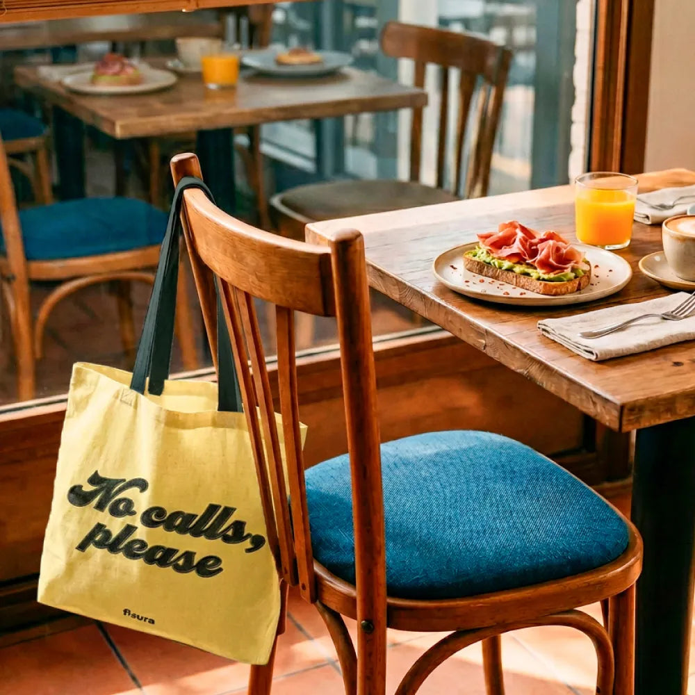 Tote bag pana “No calls, please”