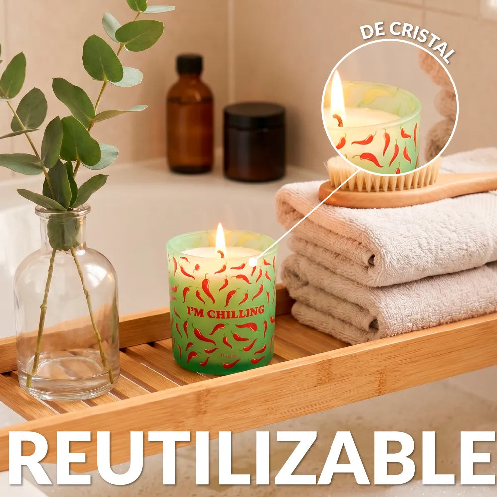 Bougie en verre “I’m chilling” – cannelle et piment