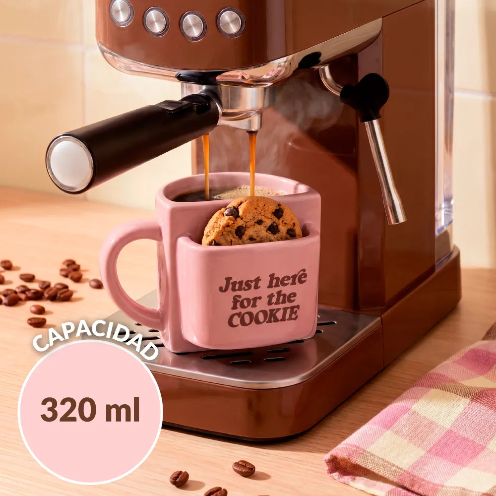 Taza bolsillo “Here for the cookie”