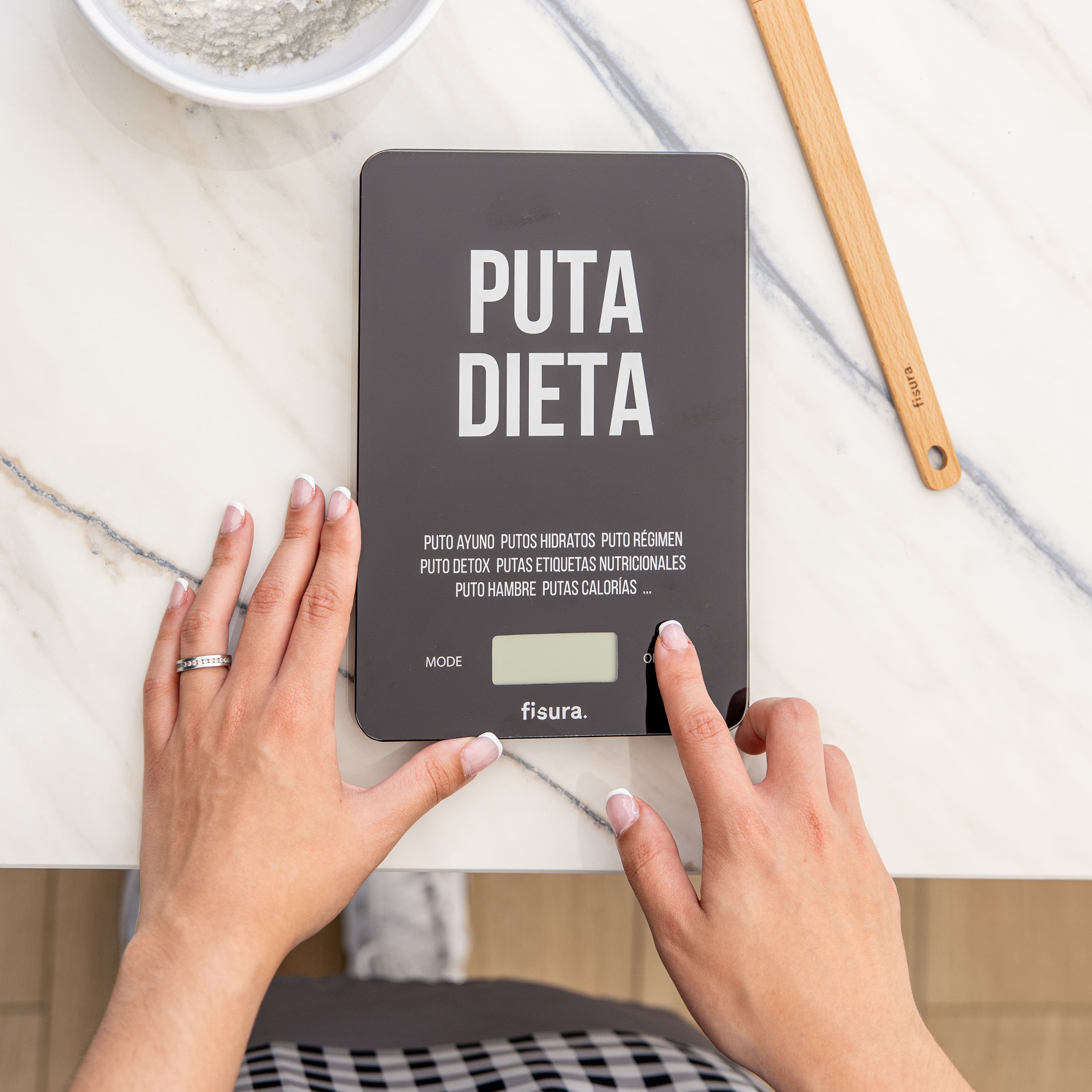 Báscula digital de cocina "puta dieta"