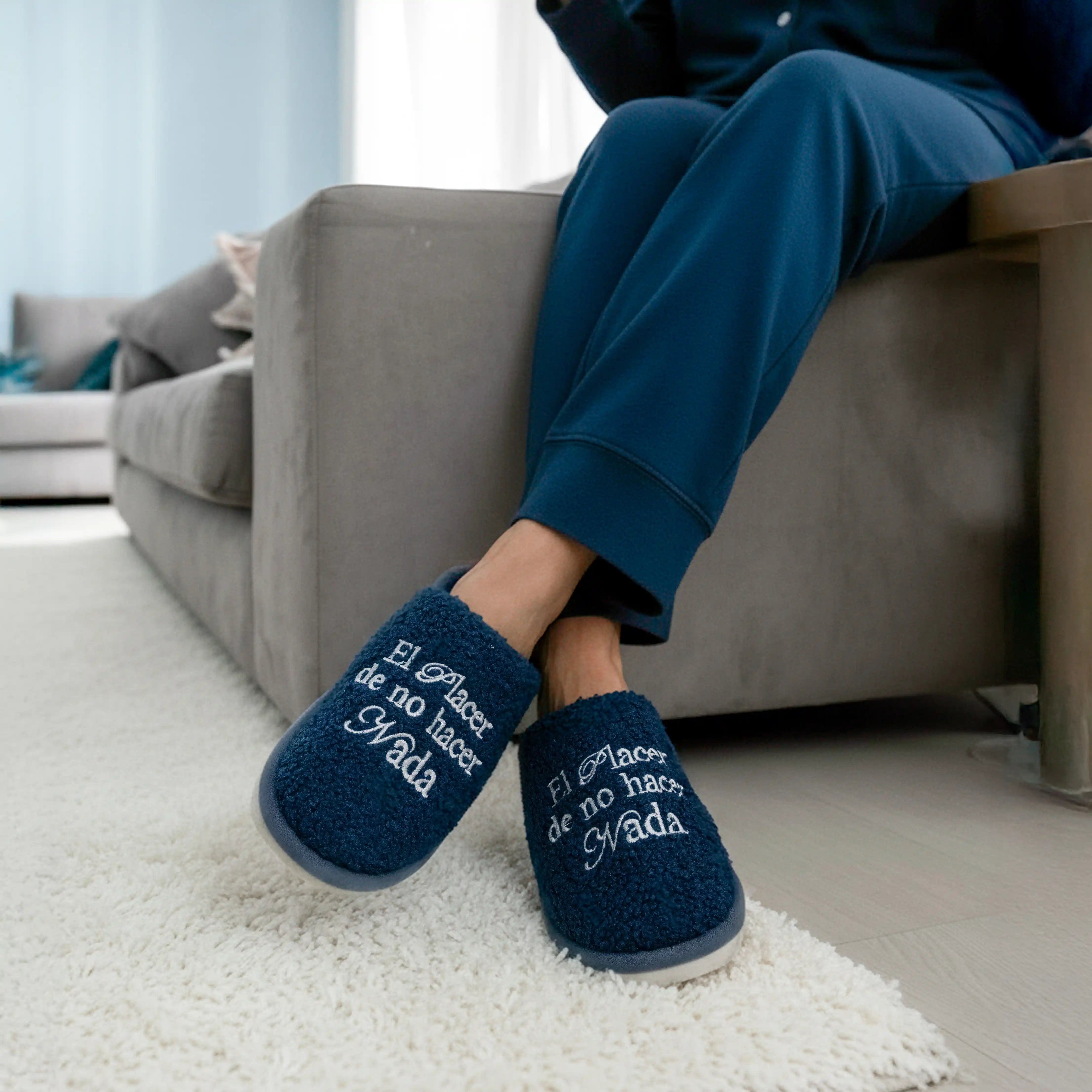 Zapatillas “El placer de no hacer nada” azul